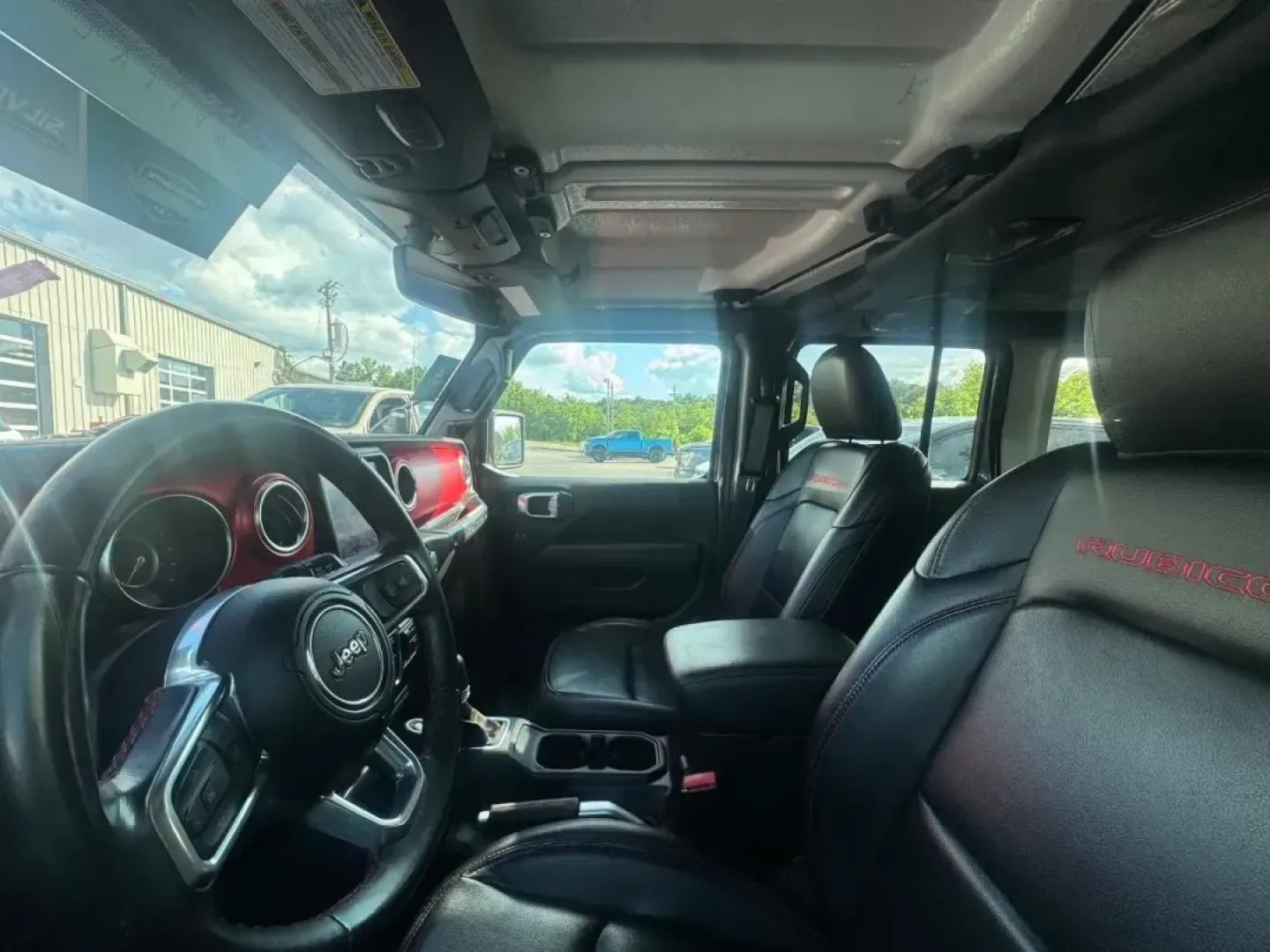 2021 /Black Leather Jeep Wrangler Unlimited Rubicon (1C4HJXFNXMW) with an Other engine, located at 12830 Highway 21, De Soto, MO, 63020, (636) 337-7777, 38.153099, -90.573624 - **Adventure Awaits with the 2021 Jeep Wrangler Unlimited Rubicon at Pettus CDJR DeSoto!** <br /> <br /> If you're looking for a vehicle that perfectly complements your adventurous lifestyle, look no further than this stunning 2021 Jeep Wrangler Unlimited Rubicon. Whether you're navigating the rugged - Photo#2