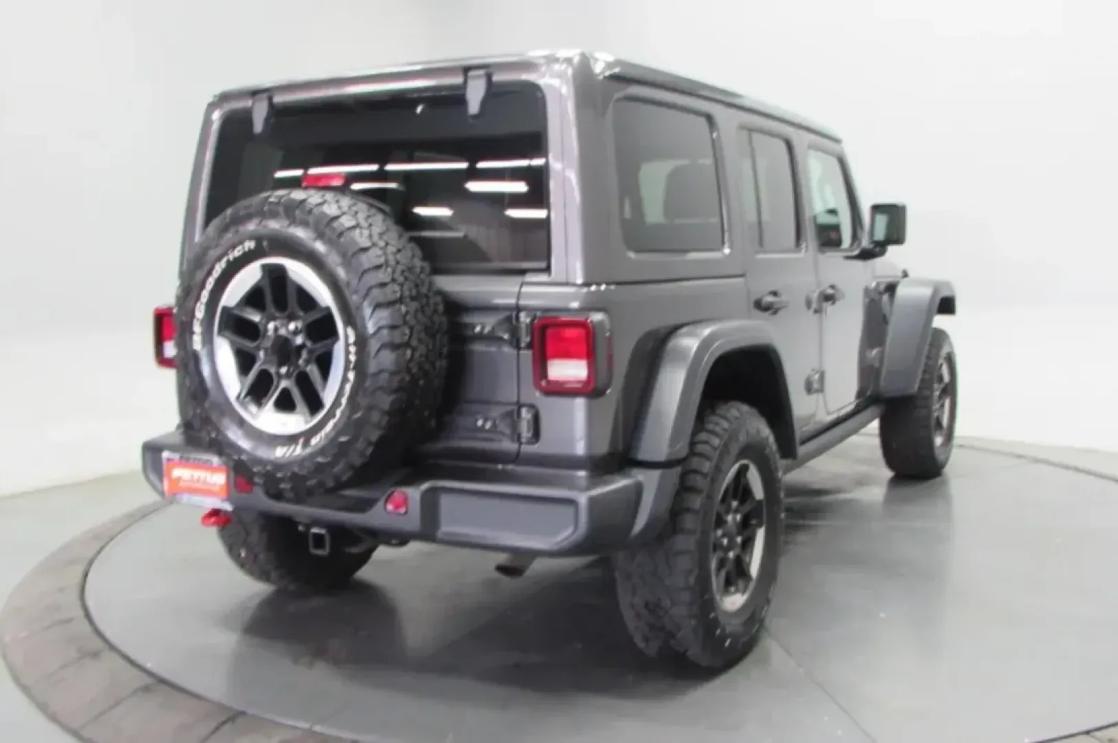 2021 /Black Leather Jeep Wrangler Unlimited Rubicon (1C4HJXFNXMW) with an Other engine, located at 12830 Highway 21, De Soto, MO, 63020, (636) 337-7777, 38.153099, -90.573624 - **Adventure Awaits with the 2021 Jeep Wrangler Unlimited Rubicon at Pettus CDJR DeSoto!** <br /> <br /> If you're looking for a vehicle that perfectly complements your adventurous lifestyle, look no further than this stunning 2021 Jeep Wrangler Unlimited Rubicon. Whether you're navigating the rugged - Photo#7