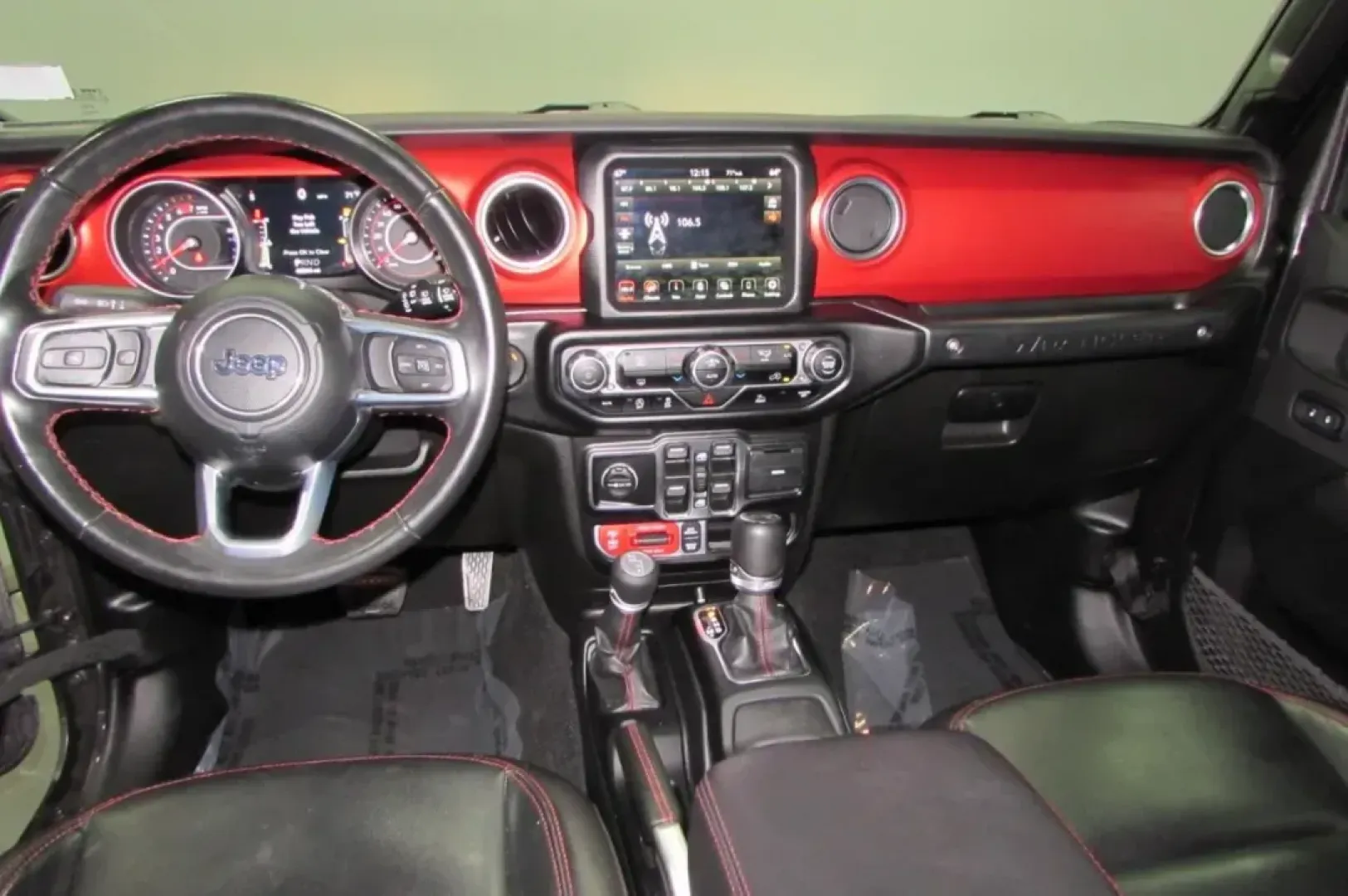 2021 /Black Leather Jeep Wrangler Unlimited Rubicon (1C4HJXFNXMW) with an Other engine, located at 12830 Highway 21, De Soto, MO, 63020, (636) 337-7777, 38.153099, -90.573624 - **Adventure Awaits with the 2021 Jeep Wrangler Unlimited Rubicon at Pettus CDJR DeSoto!** <br /> <br /> If you're looking for a vehicle that perfectly complements your adventurous lifestyle, look no further than this stunning 2021 Jeep Wrangler Unlimited Rubicon. Whether you're navigating the rugged - Photo#24