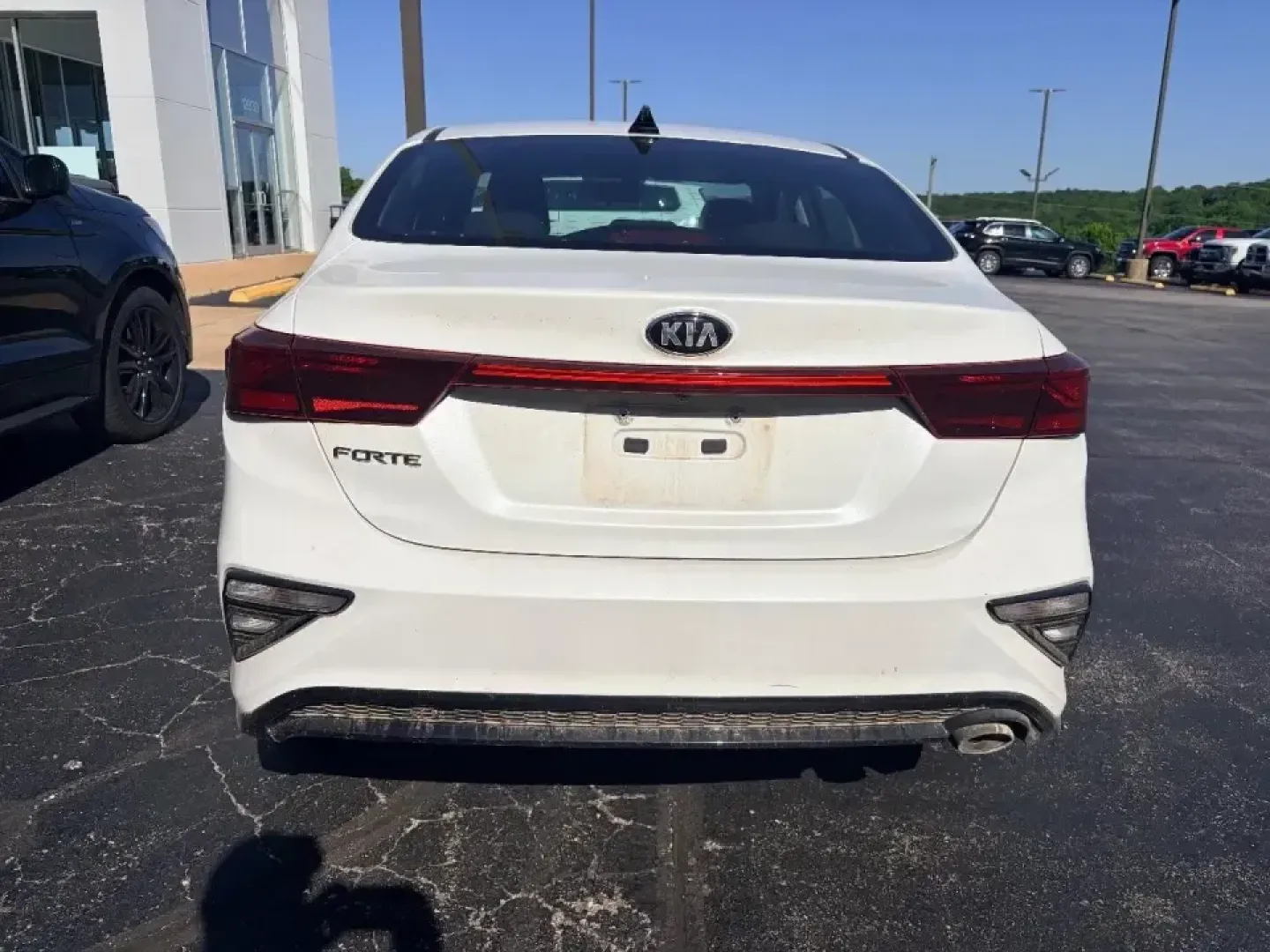2021 /Black Kia Forte LXS (3KPF24ADXME) with an 2.0L L4 DOHC 16V engine, Automatic transmission, located at 12830 Highway 21, De Soto, MO, 63020, (636) 337-7777, 38.153099, -90.573624 - Whether you're commuting daily from De Soto into St. Louis County, shuttling kids to practices, or planning a weekend road trip down I-55, this 2021 Kia Forte LXS is the kind of practical sedan that fits real-life routines. With impressive fuel economy, easy-to-live-with tech, and a comfortable cabi - Photo#4