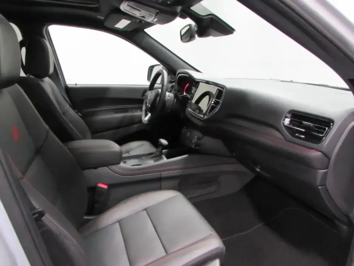 2026 /Black Dodge Durango GT Plus HEMI V8 (1C4SDJCTXTC) with an 5.7L V8 OHV 16V engine, Automatic transmission, located at 12830 Highway 21, De Soto, MO, 63020, (636) 337-7777, 38.153099, -90.573624 - Road-trip weekends to the Ozarks, confident winter commuting on Highway 21, or hauling the whole crew to ballgames and festivals around Jefferson County-this 2026 Dodge Durango GT Plus HEMI V8 is built for a busy life that doesn't slow down. With only 5 miles on the odometer, it delivers that fresh, - Photo#17