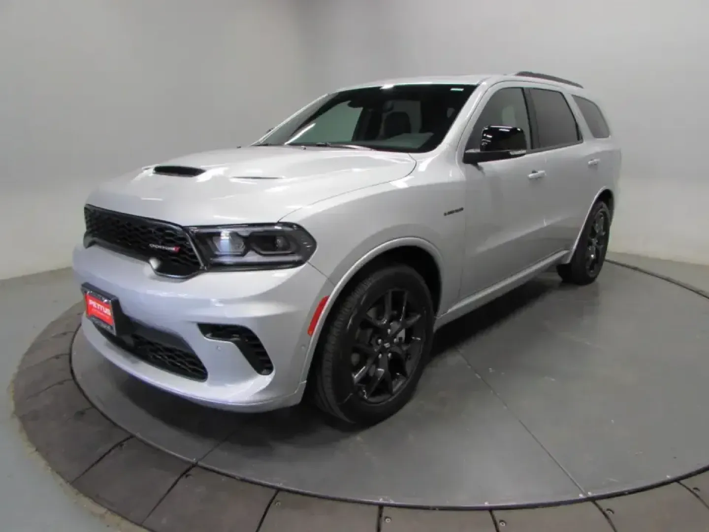 2026 /Black Dodge Durango GT Plus HEMI V8 (1C4SDJCTXTC) with an 5.7L V8 OHV 16V engine, Automatic transmission, located at 12830 Highway 21, De Soto, MO, 63020, (636) 337-7777, 38.153099, -90.573624 - Road-trip weekends to the Ozarks, confident winter commuting on Highway 21, or hauling the whole crew to ballgames and festivals around Jefferson County-this 2026 Dodge Durango GT Plus HEMI V8 is built for a busy life that doesn't slow down. With only 5 miles on the odometer, it delivers that fresh, - Photo#2