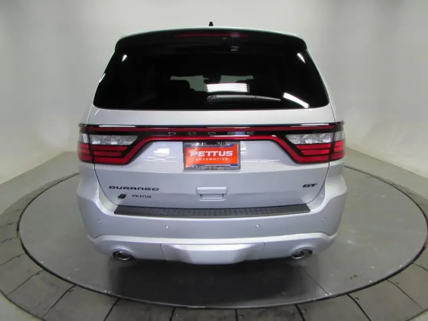 2026 /Black Dodge Durango GT Plus HEMI V8 (1C4SDJCTXTC) with an 5.7L V8 OHV 16V engine, Automatic transmission, located at 12830 Highway 21, De Soto, MO, 63020, (636) 337-7777, 38.153099, -90.573624 - Road-trip weekends to the Ozarks, confident winter commuting on Highway 21, or hauling the whole crew to ballgames and festivals around Jefferson County-this 2026 Dodge Durango GT Plus HEMI V8 is built for a busy life that doesn't slow down. With only 5 miles on the odometer, it delivers that fresh, - Photo#5