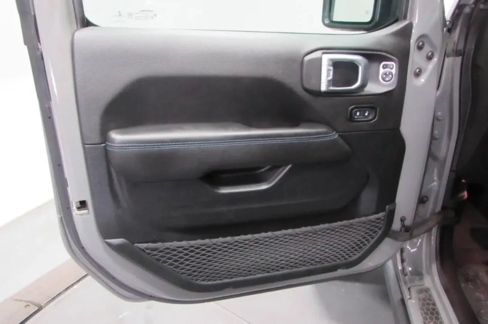 2021 /Black Leather Jeep Wrangler Unlimited Rubicon 4xe (1C4JJXR61MW) with an Other engine, Automatic transmission, located at 12830 Highway 21, De Soto, MO, 63020, (636) 337-7777, 38.153099, -90.573624 - **Adventure Awaits: Discover the 2021 Jeep Wrangler Unlimited Rubicon 4xe at Pettus CDJR DeSoto!**<br /> <br /> Are you ready to elevate your outdoor adventures or simply need a reliable SUV for your daily commute? Look no further! At Pettus CDJR DeSoto, located at 12830 Highway 21 in De Soto, MO, w - Photo#12