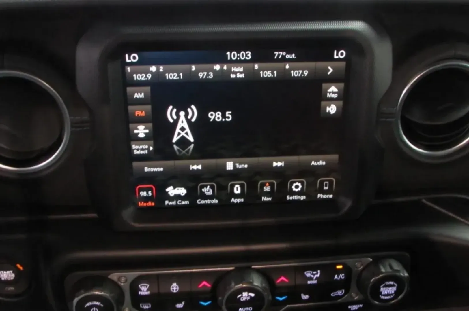 2021 /Black Leather Jeep Wrangler Unlimited Rubicon 4xe (1C4JJXR61MW) with an Other engine, Automatic transmission, located at 12830 Highway 21, De Soto, MO, 63020, (636) 337-7777, 38.153099, -90.573624 - **Adventure Awaits: Discover the 2021 Jeep Wrangler Unlimited Rubicon 4xe at Pettus CDJR DeSoto!**<br /> <br /> Are you ready to elevate your outdoor adventures or simply need a reliable SUV for your daily commute? Look no further! At Pettus CDJR DeSoto, located at 12830 Highway 21 in De Soto, MO, w - Photo#20