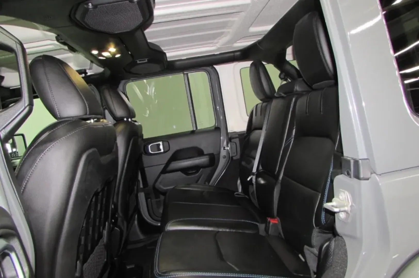2021 /Black Leather Jeep Wrangler Unlimited Rubicon 4xe (1C4JJXR61MW) with an Other engine, Automatic transmission, located at 12830 Highway 21, De Soto, MO, 63020, (636) 337-7777, 38.153099, -90.573624 - **Adventure Awaits: Discover the 2021 Jeep Wrangler Unlimited Rubicon 4xe at Pettus CDJR DeSoto!**<br /> <br /> Are you ready to elevate your outdoor adventures or simply need a reliable SUV for your daily commute? Look no further! At Pettus CDJR DeSoto, located at 12830 Highway 21 in De Soto, MO, w - Photo#25