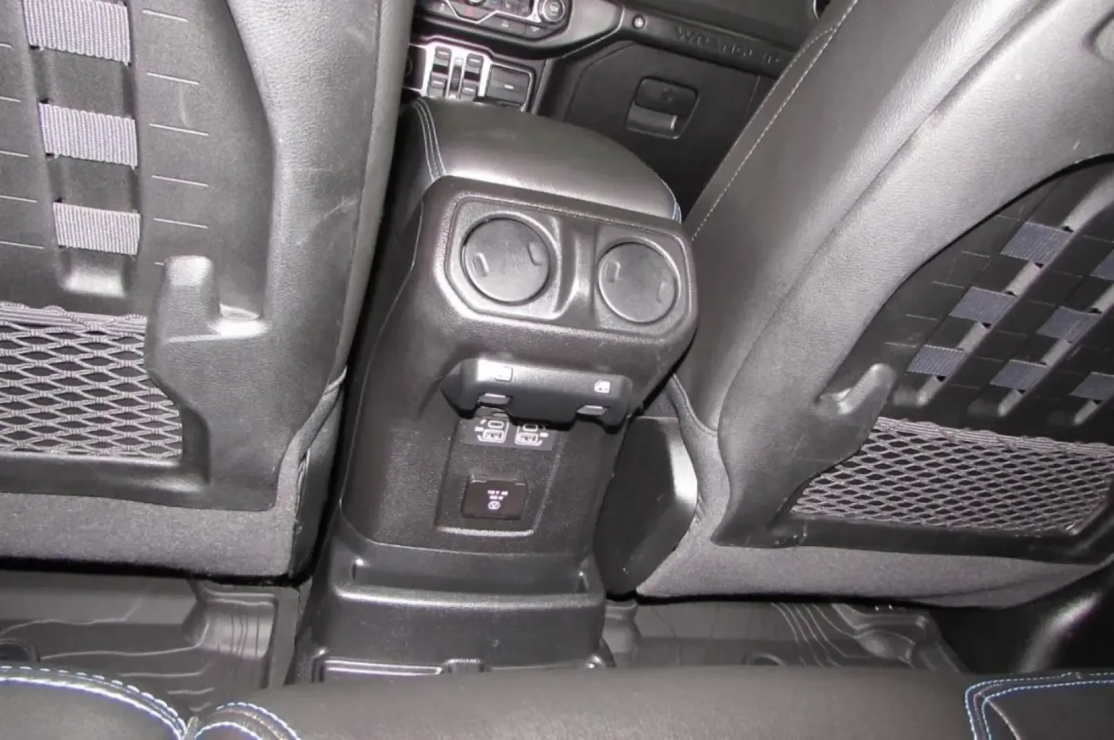 2021 /Black Leather Jeep Wrangler Unlimited Rubicon 4xe (1C4JJXR61MW) with an Other engine, Automatic transmission, located at 12830 Highway 21, De Soto, MO, 63020, (636) 337-7777, 38.153099, -90.573624 - **Adventure Awaits: Discover the 2021 Jeep Wrangler Unlimited Rubicon 4xe at Pettus CDJR DeSoto!**<br /> <br /> Are you ready to elevate your outdoor adventures or simply need a reliable SUV for your daily commute? Look no further! At Pettus CDJR DeSoto, located at 12830 Highway 21 in De Soto, MO, w - Photo#26