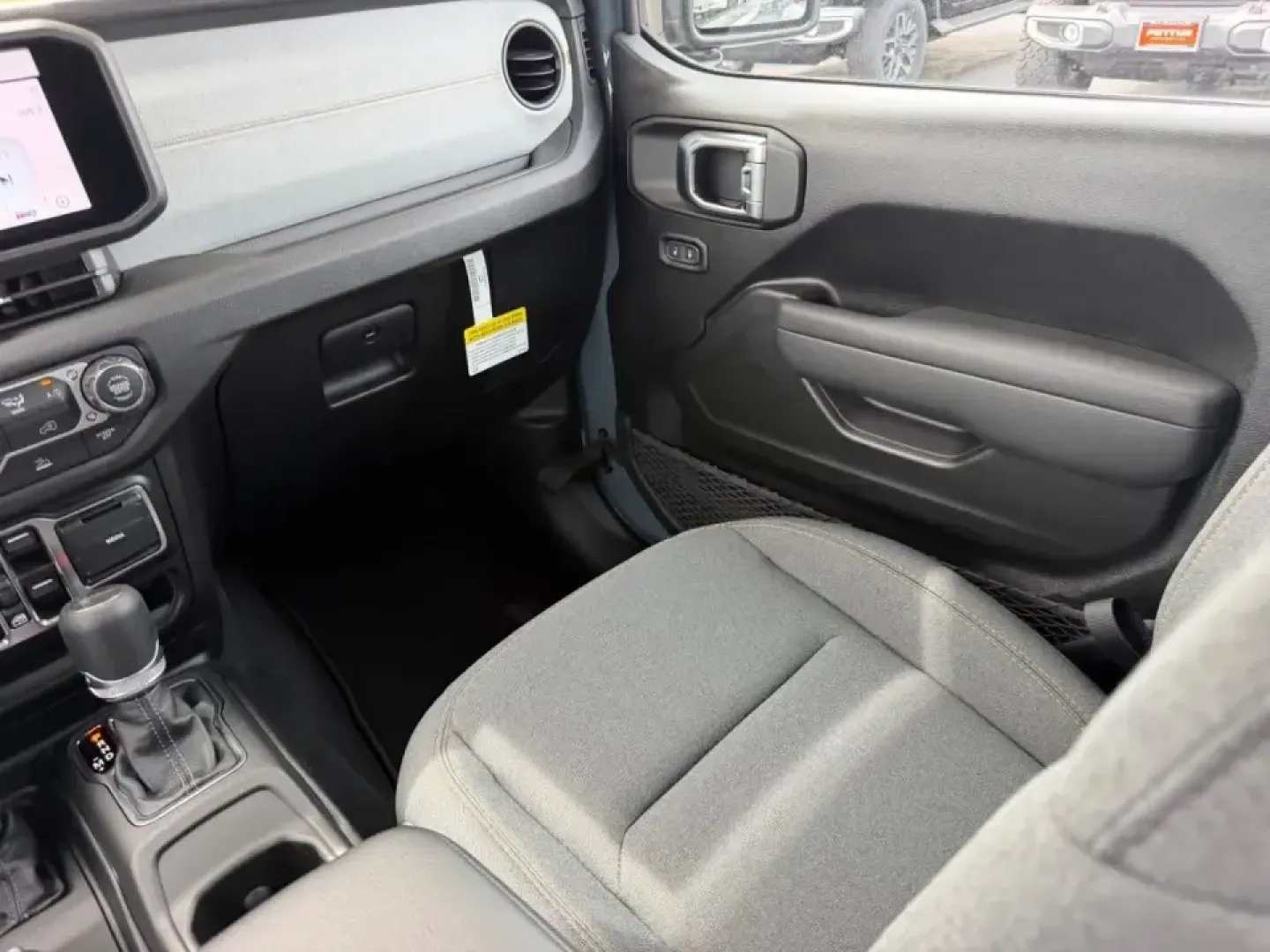 2026 /Black Cloth Jeep Gladiator Sport (1C6PJTAG9TL) with an 3.6L V6 engine, 6M transmission, located at 970 Woodlawn Dr., Farmington, MO, 63640, (573) 431-7800, 37.825642, -90.468674 - When your weekends bounce between hauling gear to St. Joe State Park, cruising K Highway for a quick lake day, and still needing a comfortable daily driver for the commute through Farmington, the right truck has to be more than tough-it has to fit your lifestyle. This 2026 Jeep Gladiator Sport 4WD i - Photo#16