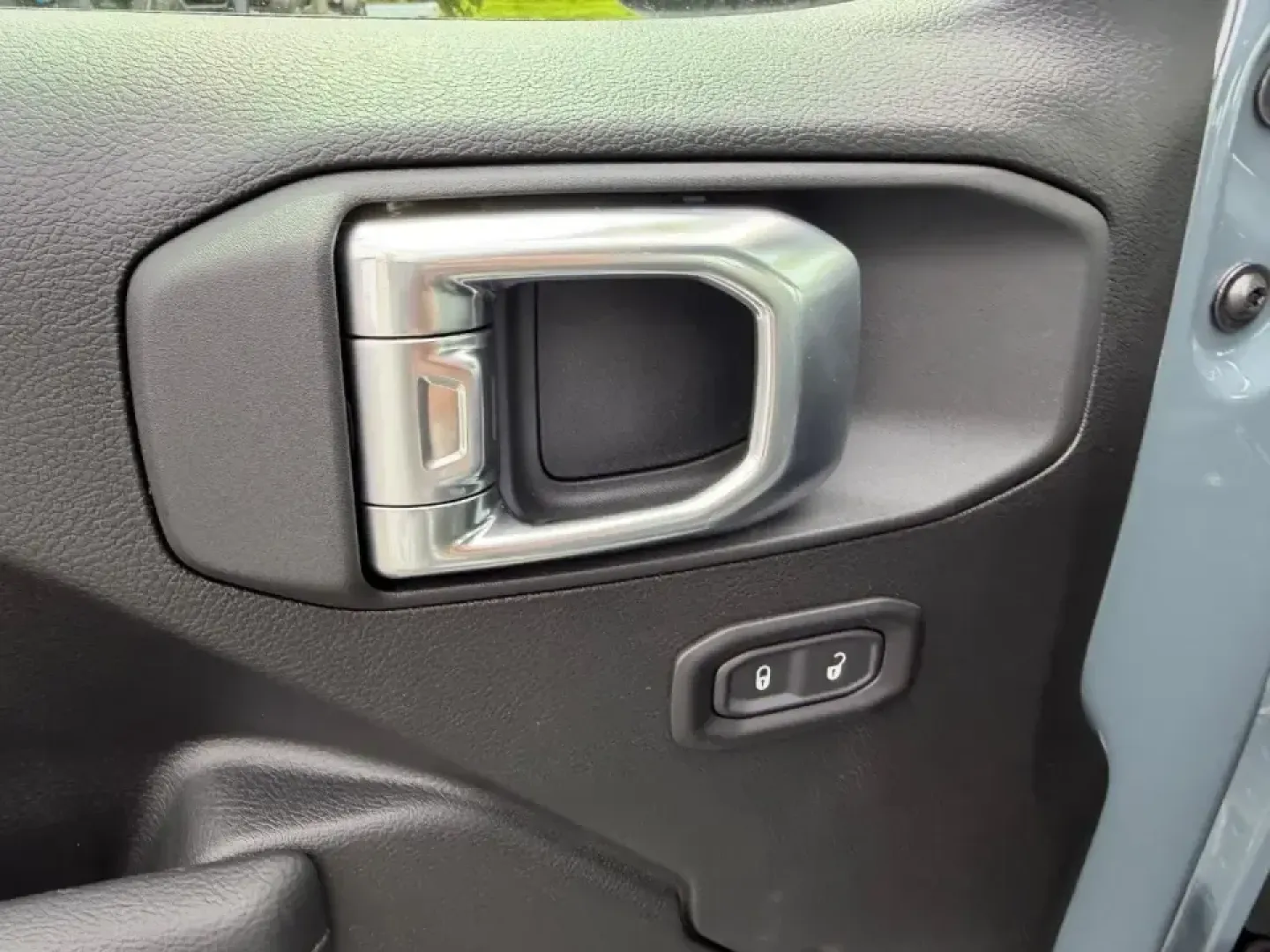 2026 /Black Cloth Jeep Gladiator Sport (1C6PJTAG9TL) with an 3.6L V6 engine, 6M transmission, located at 970 Woodlawn Dr., Farmington, MO, 63640, (573) 431-7800, 37.825642, -90.468674 - When your weekends bounce between hauling gear to St. Joe State Park, cruising K Highway for a quick lake day, and still needing a comfortable daily driver for the commute through Farmington, the right truck has to be more than tough-it has to fit your lifestyle. This 2026 Jeep Gladiator Sport 4WD i - Photo#17