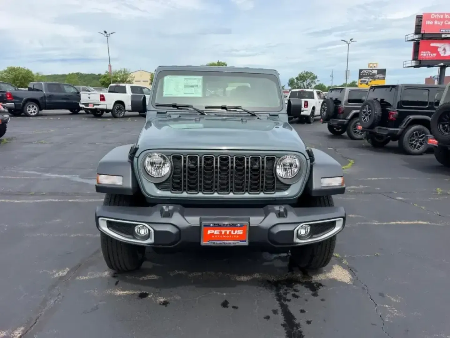 2026 /Black Cloth Jeep Gladiator Sport (1C6PJTAG9TL) with an 3.6L V6 engine, 6M transmission, located at 970 Woodlawn Dr., Farmington, MO, 63640, (573) 431-7800, 37.825642, -90.468674 - When your weekends bounce between hauling gear to St. Joe State Park, cruising K Highway for a quick lake day, and still needing a comfortable daily driver for the commute through Farmington, the right truck has to be more than tough-it has to fit your lifestyle. This 2026 Jeep Gladiator Sport 4WD i - Photo#7