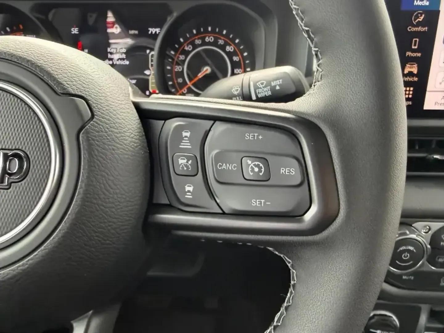 2026 /Black Leather Jeep Gladiator Rubicon (1C6RJTBG1TL) with an 3.6L V6 engine, 6M transmission, located at 970 Woodlawn Dr., Farmington, MO, 63640, (573) 431-7800, 37.825642, -90.468674 - Weekend trail runs at St. Joe State Park, a kayak launch at Farmington Lake, or a workweek that demands a truck that can handle gravel roads and highway miles-this 2026 Jeep Gladiator Rubicon is built for the kind of Missouri lifestyle that doesn't stay parked. With only 5 miles on the odometer, it - Photo#12