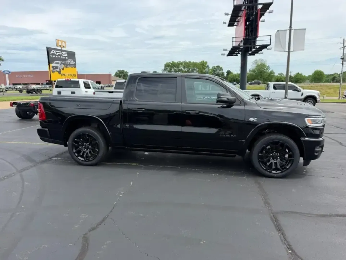 2026 /Black Leather Ram 1500 Limited (1C6SRFHT7TN) with an 5.7L engine, Automatic transmission, located at 970 Woodlawn Dr., Farmington, MO, 63640, (573) 431-7800, 37.825642, -90.468674 - Picture a weekend that starts with a smooth commute through Farmington and ends with a confident tow out toward St. Joe State Park or a family day trip down US-67-without giving up luxury, comfort, or capability. This 2026 Ram 1500 Limited in Diam Black is built for drivers who want a premium truck - Photo#1
