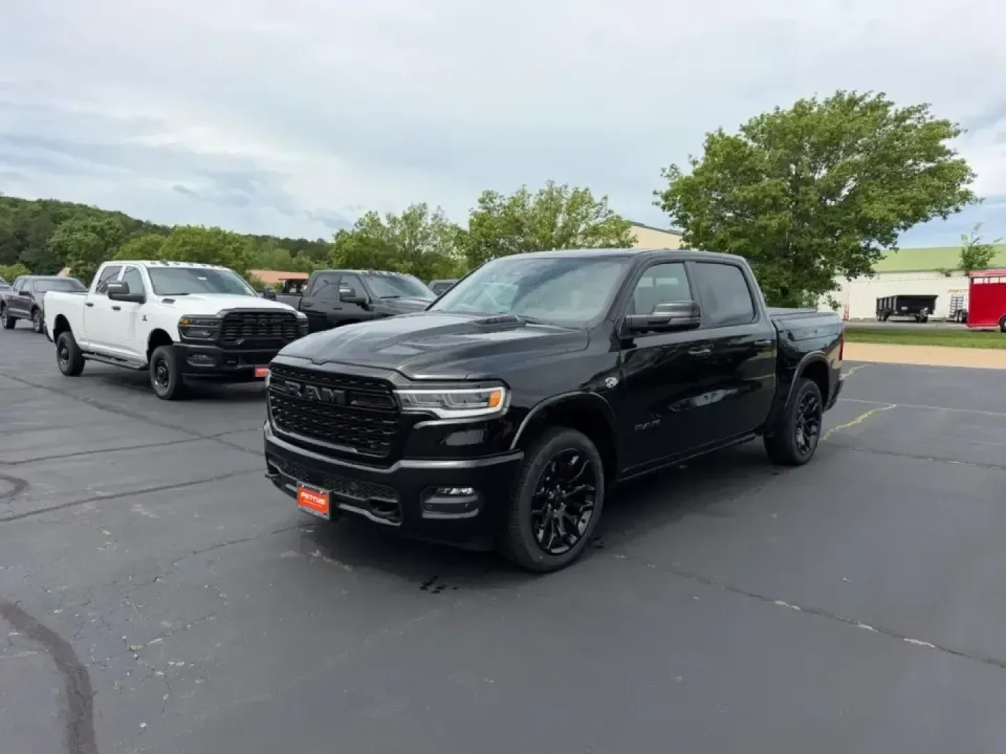 2026 /Black Leather Ram 1500 Limited (1C6SRFHT7TN) with an 5.7L engine, Automatic transmission, located at 970 Woodlawn Dr., Farmington, MO, 63640, (573) 431-7800, 37.825642, -90.468674 - Picture a weekend that starts with a smooth commute through Farmington and ends with a confident tow out toward St. Joe State Park or a family day trip down US-67-without giving up luxury, comfort, or capability. This 2026 Ram 1500 Limited in Diam Black is built for drivers who want a premium truck - Photo#5