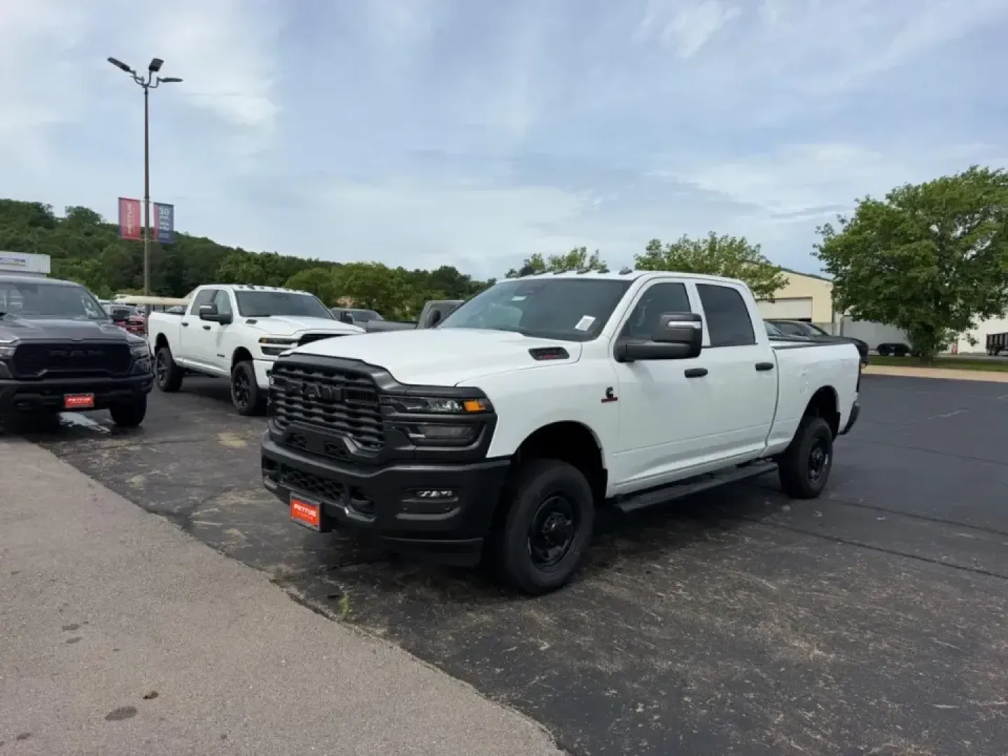 2026 /Diesel Gray/Black Vinyl Ram 2500 Tradesman (3C63R5CL8TG) with an Straight 6 Turbocharged Diesel engine, 6A transmission, located at 970 Woodlawn Dr., Farmington, MO, 63640, (573) 431-7800, 37.825642, -90.468674 - Built for big workdays and bigger weekends, this 2026 Ram 2500 Tradesman is the kind of truck that fits real Missouri life-towing a trailer out past St. Joe State Park, hauling supplies for a jobsite near Karsch Boulevard, or loading up for a long road trip down US-67. With just 25 miles, it deliver - Photo#6