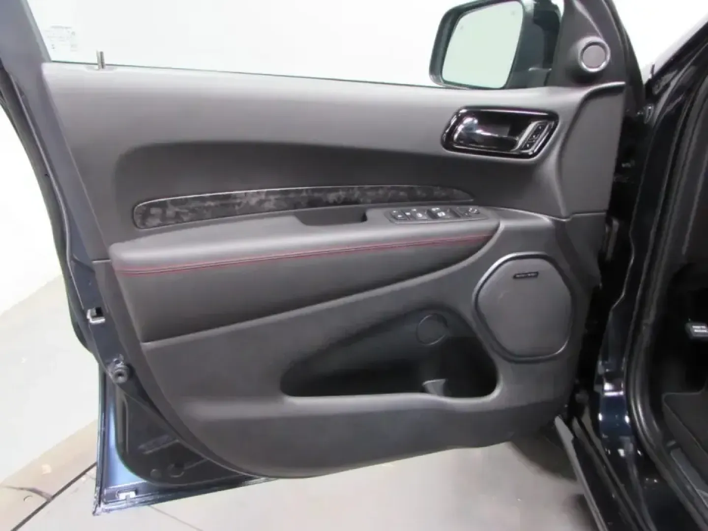 2026 /Black Dodge Durango GT Premium HEMI V8 (1C4SDJCT5TC) with an 5.7L V8 OHV 16V engine, Automatic transmission, located at 12830 Highway 21, De Soto, MO, 63020, (636) 337-7777, 38.153099, -90.573624 - Make every day feel like a weekend escape-whether you're shuttling the family to practice, cruising I55 for a long commute, or packing up for a road trip through the Ozarks. This 2026 Dodge Durango GT Premium HEMI V8 brings the muscle-car spirit to a practical SUV shape, giving you the confidence of - Photo#11