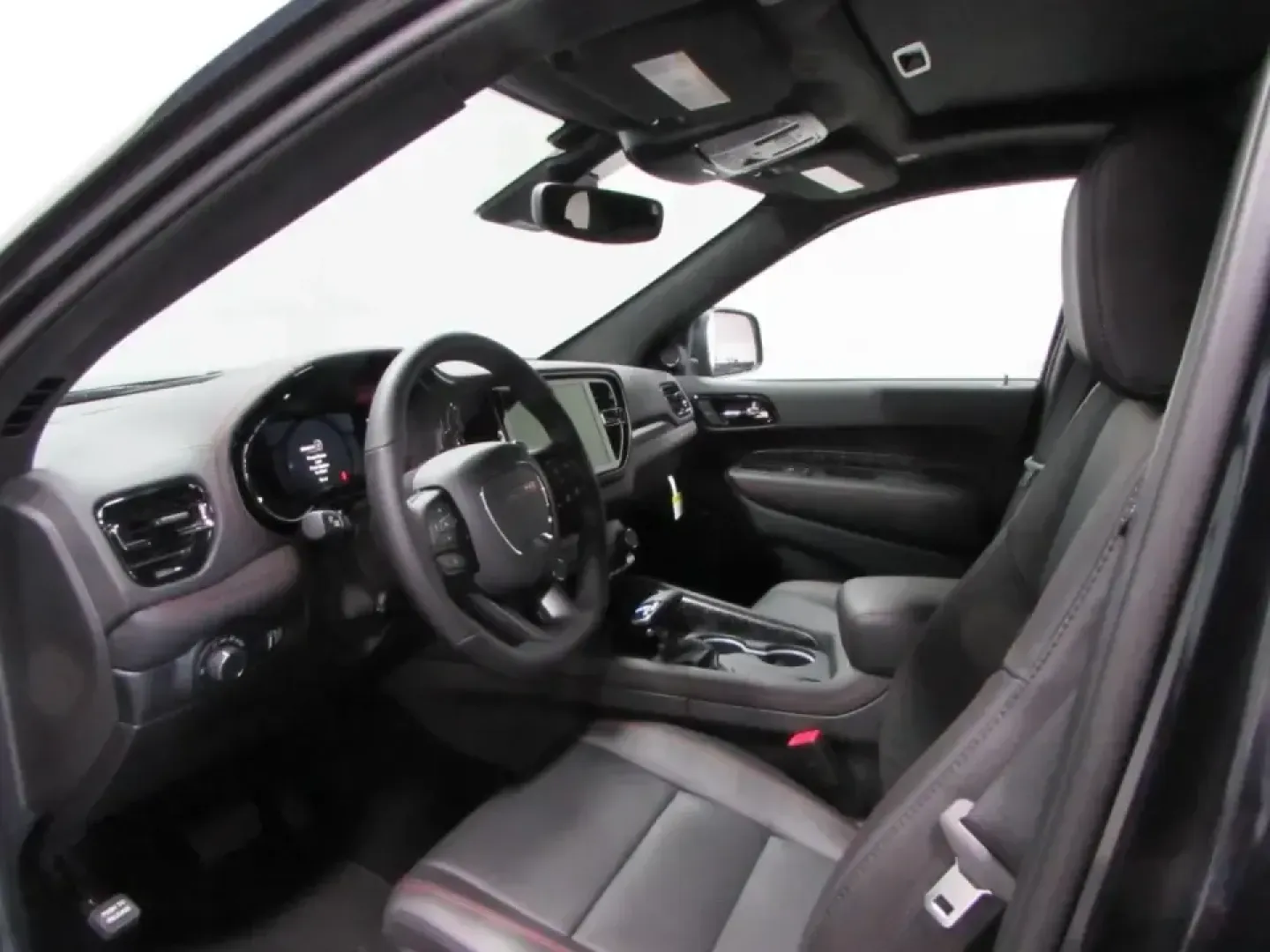 2026 /Black Dodge Durango GT Premium HEMI V8 (1C4SDJCT5TC) with an 5.7L V8 OHV 16V engine, Automatic transmission, located at 12830 Highway 21, De Soto, MO, 63020, (636) 337-7777, 38.153099, -90.573624 - Make every day feel like a weekend escape-whether you're shuttling the family to practice, cruising I55 for a long commute, or packing up for a road trip through the Ozarks. This 2026 Dodge Durango GT Premium HEMI V8 brings the muscle-car spirit to a practical SUV shape, giving you the confidence of - Photo#12