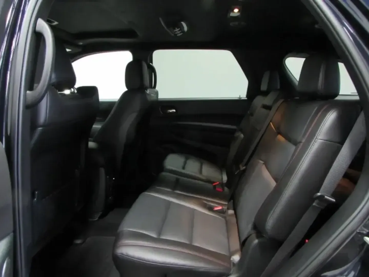 2026 /Black Dodge Durango GT Premium HEMI V8 (1C4SDJCT5TC) with an 5.7L V8 OHV 16V engine, Automatic transmission, located at 12830 Highway 21, De Soto, MO, 63020, (636) 337-7777, 38.153099, -90.573624 - Make every day feel like a weekend escape-whether you're shuttling the family to practice, cruising I55 for a long commute, or packing up for a road trip through the Ozarks. This 2026 Dodge Durango GT Premium HEMI V8 brings the muscle-car spirit to a practical SUV shape, giving you the confidence of - Photo#14