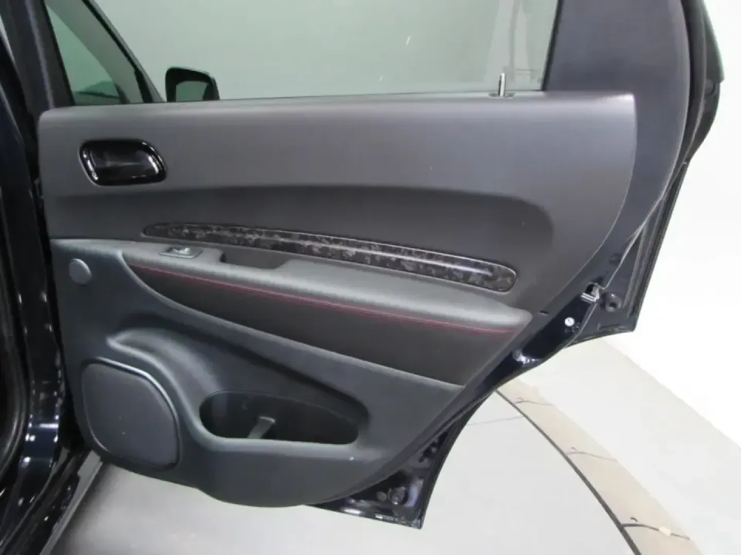 2026 /Black Dodge Durango GT Premium HEMI V8 (1C4SDJCT5TC) with an 5.7L V8 OHV 16V engine, Automatic transmission, located at 12830 Highway 21, De Soto, MO, 63020, (636) 337-7777, 38.153099, -90.573624 - Make every day feel like a weekend escape-whether you're shuttling the family to practice, cruising I55 for a long commute, or packing up for a road trip through the Ozarks. This 2026 Dodge Durango GT Premium HEMI V8 brings the muscle-car spirit to a practical SUV shape, giving you the confidence of - Photo#18