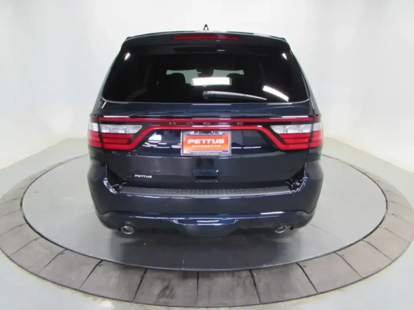 2026 /Black Dodge Durango GT Premium HEMI V8 (1C4SDJCT5TC) with an 5.7L V8 OHV 16V engine, Automatic transmission, located at 12830 Highway 21, De Soto, MO, 63020, (636) 337-7777, 38.153099, -90.573624 - Make every day feel like a weekend escape-whether you're shuttling the family to practice, cruising I55 for a long commute, or packing up for a road trip through the Ozarks. This 2026 Dodge Durango GT Premium HEMI V8 brings the muscle-car spirit to a practical SUV shape, giving you the confidence of - Photo#5