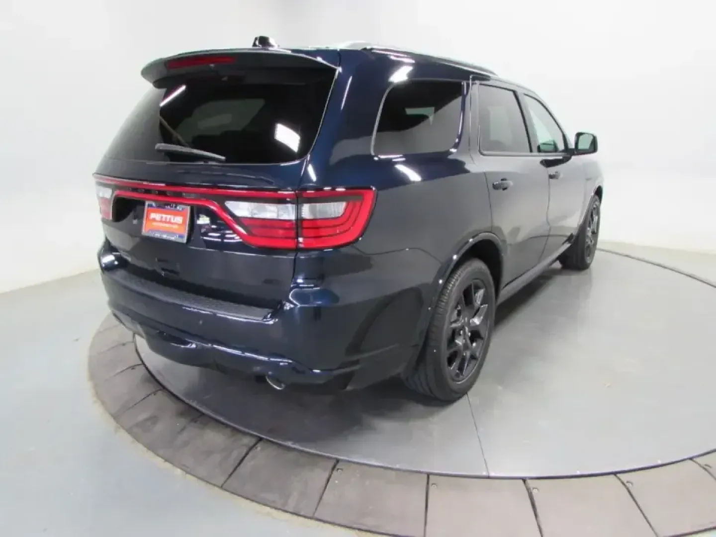 2026 /Black Dodge Durango GT Premium HEMI V8 (1C4SDJCT5TC) with an 5.7L V8 OHV 16V engine, Automatic transmission, located at 12830 Highway 21, De Soto, MO, 63020, (636) 337-7777, 38.153099, -90.573624 - Make every day feel like a weekend escape-whether you're shuttling the family to practice, cruising I55 for a long commute, or packing up for a road trip through the Ozarks. This 2026 Dodge Durango GT Premium HEMI V8 brings the muscle-car spirit to a practical SUV shape, giving you the confidence of - Photo#6