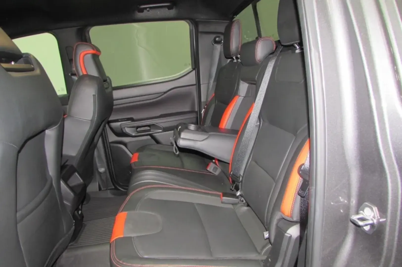 2024 /Ebony Ford Ranger Raptor (1FTER4LR9RL) with an Other engine, Automatic transmission, located at 12836 Highway 21, De Soto, MO, 63020, (636) 337-7777, 38.151867, -90.575615 - **Hit the Open Road with the 2024 Ford Ranger Raptor Your Adventure Awaits!**<br /> <br /> Are you ready to elevate your weekend adventures or tackle your daily commute with style and power? The 2024 Ford Ranger Raptor is the perfect mix of rugged utility and refined comfort, designed for those who - Photo#26