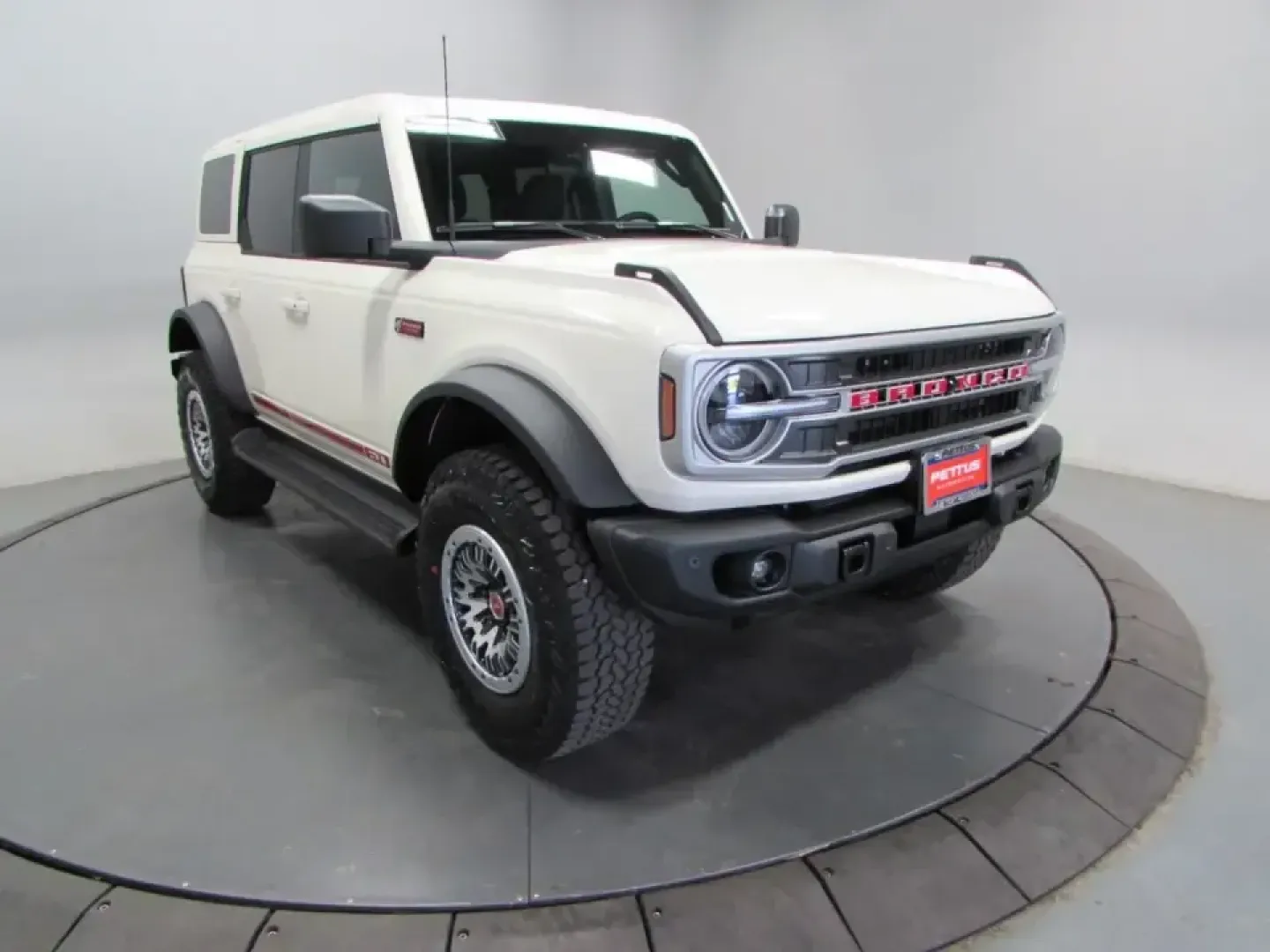 2026 /Alpine With Black Onyx Ford Bronco Outer Banks (1FMEE8BH4TL) with an 2.3L EcoBoost I-4 engine, Automatic transmission, located at 12836 Highway 21, De Soto, MO, 63020, (636) 337-7777, 38.151867, -90.575615 - Weekend trail runs, lake days, and everyday commuting don't have to require two different vehicles-this 2026 Ford Bronco Outer Banks 4WD is built for drivers who want one SUV that looks sharp in town and feels confident when the pavement ends. With only 10 miles, it offers that like-new feel while g - Photo#0