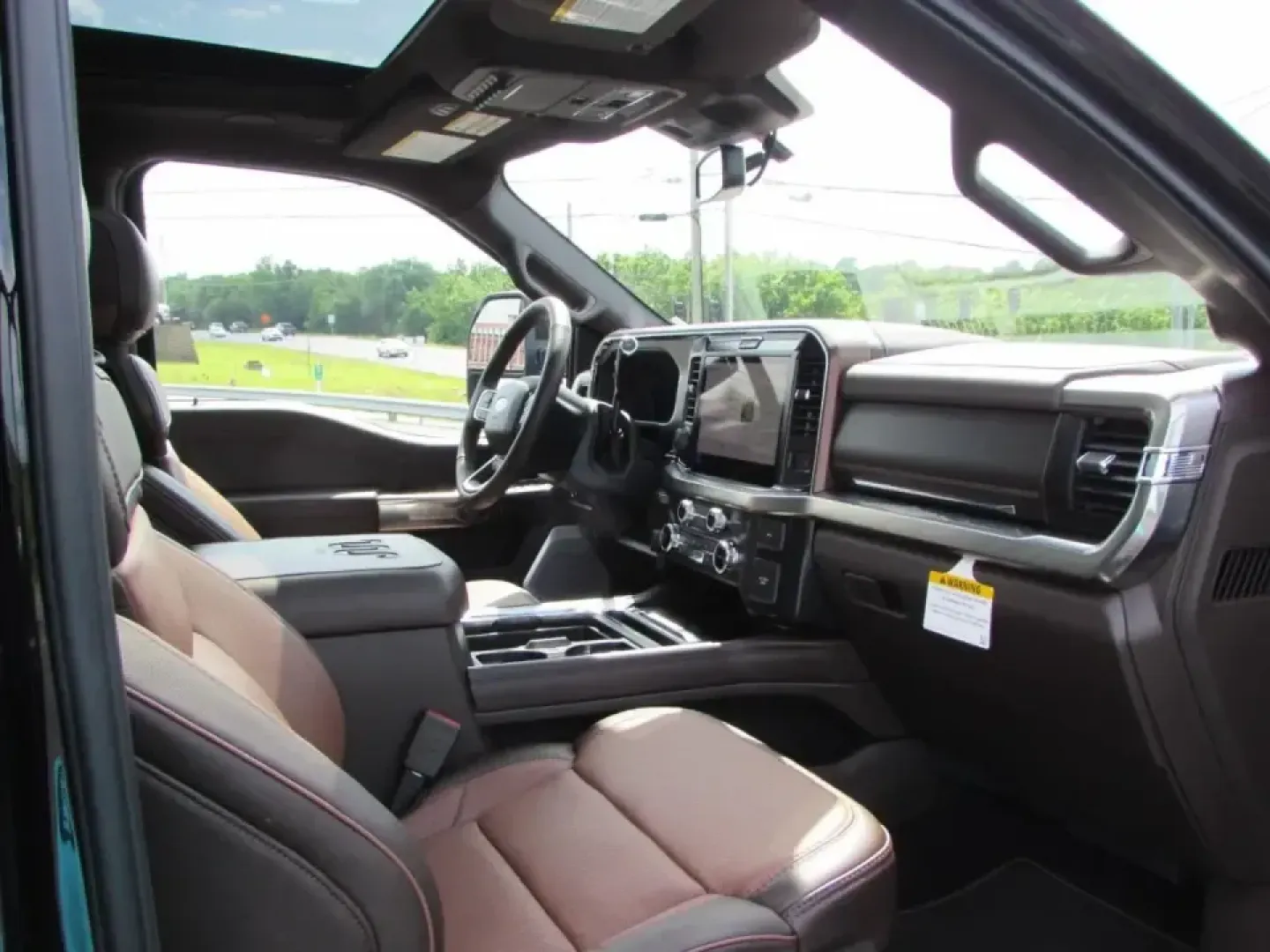 2026 /Java Ford F-250SD King Ranch (1FT8W2BM9TE) with an 6.7L engine, 6A transmission, located at 12836 Highway 21, De Soto, MO, 63020, (636) 337-7777, 38.151867, -90.575615 - Work hard all week and still want a truck that can handle lake weekends, jobsite demands, and long highway pulls without feeling like a bare-bones work rig? This 2026 Ford F-250 Super Duty King Ranch is built for that exact lifestyle-serious diesel capability paired with premium comfort for drivers - Photo#16