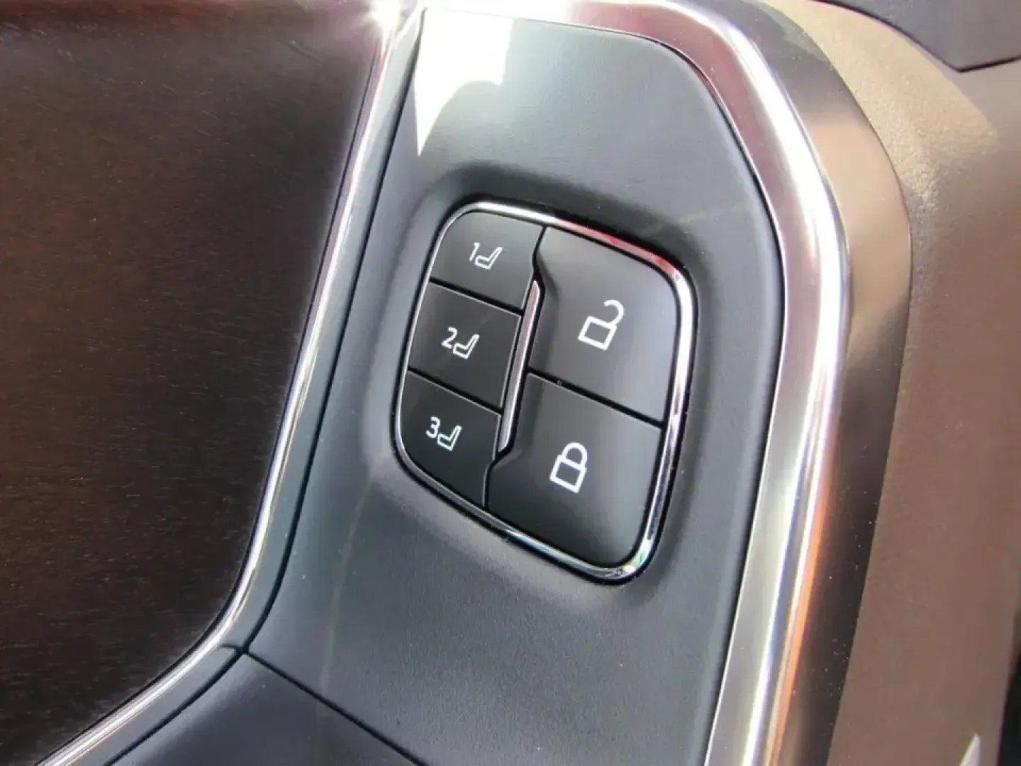 2026 /Java Ford F-250SD King Ranch (1FT8W2BM9TE) with an 6.7L engine, 6A transmission, located at 12836 Highway 21, De Soto, MO, 63020, (636) 337-7777, 38.151867, -90.575615 - Work hard all week and still want a truck that can handle lake weekends, jobsite demands, and long highway pulls without feeling like a bare-bones work rig? This 2026 Ford F-250 Super Duty King Ranch is built for that exact lifestyle-serious diesel capability paired with premium comfort for drivers - Photo#20