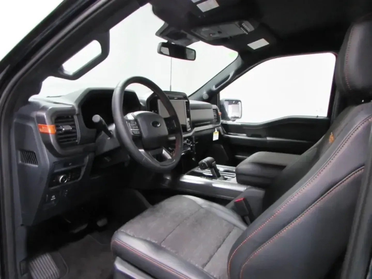 2026 /Black Ford F-150 Tremor (1FTFW4L55TF) with an 5.0L engine, Automatic transmission, located at 12836 Highway 21, De Soto, MO, 63020, (636) 337-7777, 38.151867, -90.575615 - Weekend lake runs to Washington State Park, hauling gear down MO-21, or heading out before sunrise for a day on the trails-if your lifestyle calls for a truck that can do work and play without feeling like a penalty box, this **2026 Ford F-150 Tremor** is built for it. Finished in striking **Antima - Photo#12