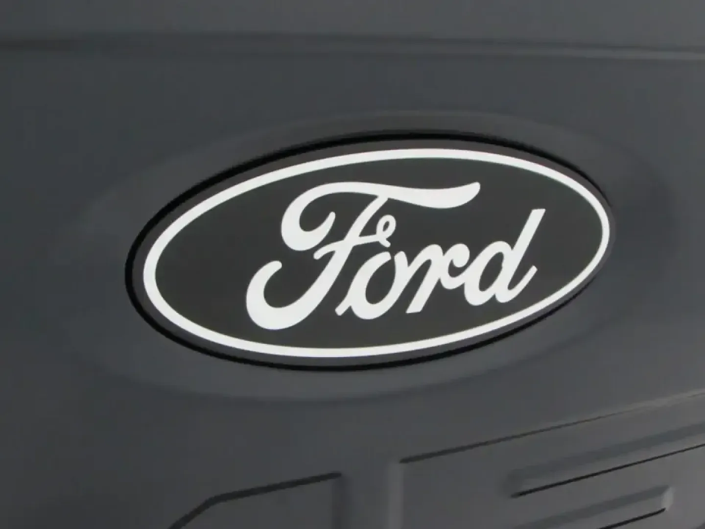 2026 /Black Ford F-150 Tremor (1FTFW4L55TF) with an 5.0L engine, Automatic transmission, located at 12836 Highway 21, De Soto, MO, 63020, (636) 337-7777, 38.151867, -90.575615 - Weekend lake runs to Washington State Park, hauling gear down MO-21, or heading out before sunrise for a day on the trails-if your lifestyle calls for a truck that can do work and play without feeling like a penalty box, this **2026 Ford F-150 Tremor** is built for it. Finished in striking **Antima - Photo#33