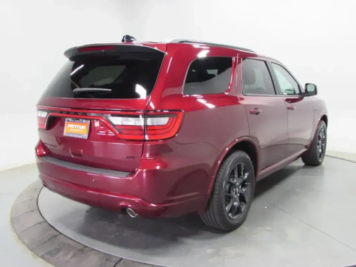 2026 /Black Dodge Durango GT HEMI V8 (1C4SDJCT1TC) with an 5.7L V8 OHV 16V engine, Automatic transmission, located at 12830 Highway 21, De Soto, MO, 63020, (636) 337-7777, 38.153099, -90.573624 - Make every drive feel like the start of a weekend getaway-whether you're loading up for a family road trip, commuting down Highway 21, or heading out past the Mississippi River hills for a scenic escape. This 2026 Dodge Durango GT HEMI V8 in eye-catching Octane Red brings the muscle, space, and conf - Photo#6