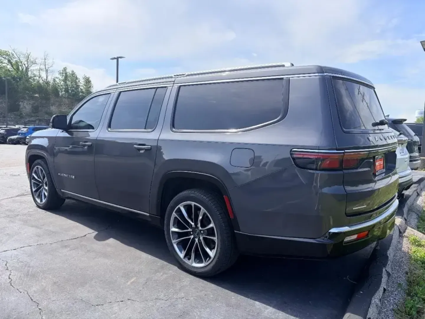 2023 /Black Jeep Wagoneer L Series III (1C4SJSDP4PS) with an 3.0L V6 DOHC 16V engine, Automatic transmission, located at 12830 Highway 21, De Soto, MO, 63020, (636) 337-7777, 38.153099, -90.573624 - If your weekends bounce between kid carpools, Costco runs, and long highway escapes to the lake-or you simply want a full-size SUV that feels ready for anything-this **2023 Jeep Wagoneer L Series III** is built for the lifestyle. With its extended length, confident **Four Wheel Drive**, and a smooth - Photo#3