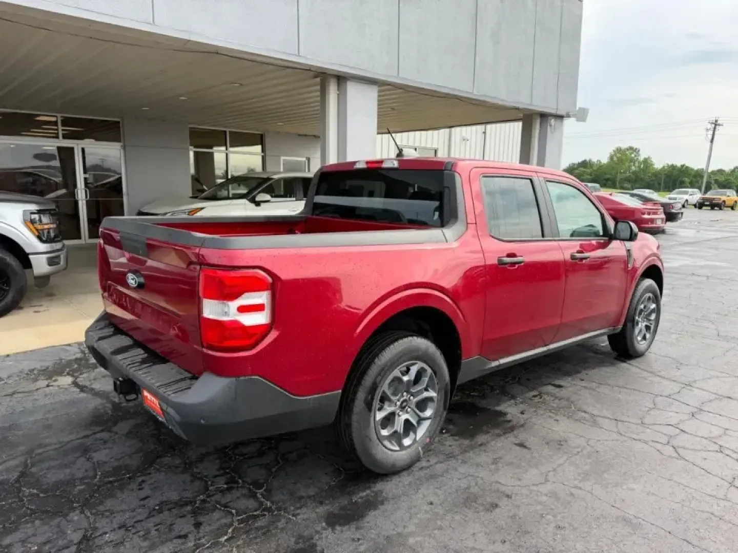 2026 /Navy Pier/Aspen Gray Cloth Ford Maverick XLT (3FTTW8JA6TR) with an 2.0L engine, CVT transmission, located at 141 Commercial Dr, Fredericktown, MO, 63645, (573) 783-6432, 37.570087, -90.320648 - Weekend projects, lake days, and long commutes through the Ozarks all get easier when your truck fits real life-easy to park, comfortable for the crew, and ready for whatever the week throws at you. This **2026 Ford Maverick XLT** in **Ruby Red** is built for drivers who want pickup versatility with - Photo#2