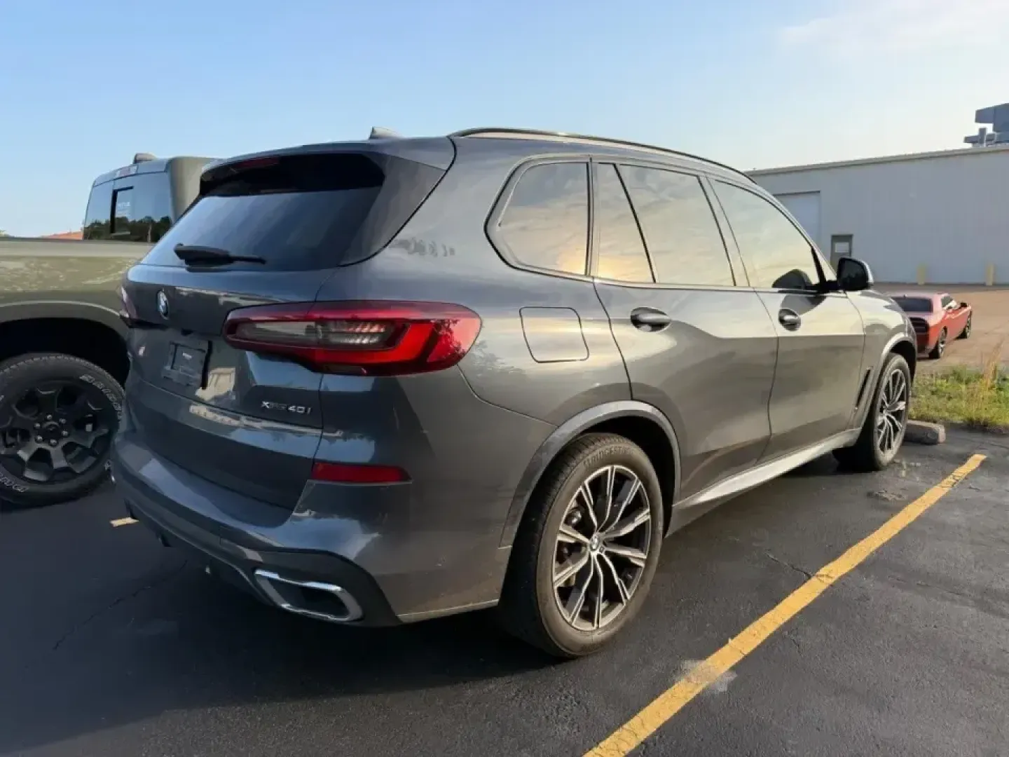 2021 /Coffee Leather BMW X5 xDrive40i (5UXCR6C01M9) with an 3.0L DOHC I-6 24V TwinPower Turbo engine, Automatic transmission, located at 970 Woodlawn Dr., Farmington, MO, 63640, (573) 431-7800, 37.825642, -90.468674 - Picture your next weekend: coffee in hand, the family loaded up, and you're cruising from Farmington to St. Louis with confidence-then turning off for a scenic detour through St. Joe State Park without second-guessing the weather. This **2021 BMW X5 xDrive40i** is the kind of premium SUV that fits r - Photo#1