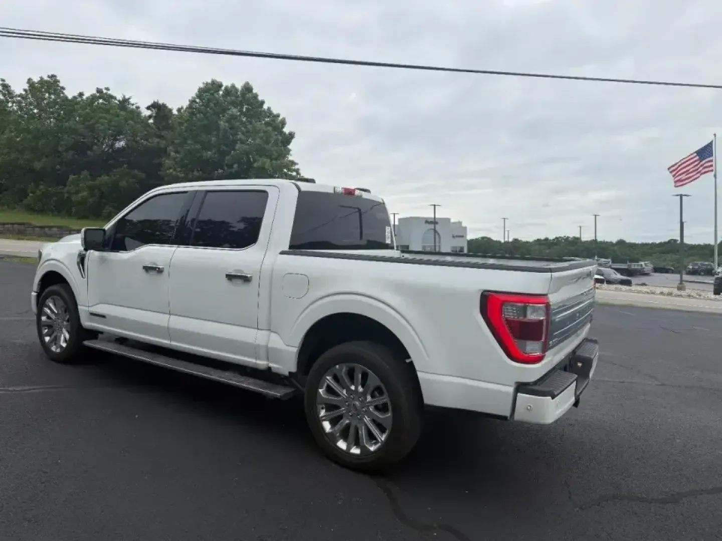2023 /Admiral Blue Ford F-150 Limited (1FTFW1ED0PF) with an 3.5L V6 DOHC 16V HYBRID engine, 6A transmission, located at 12836 Highway 21, De Soto, MO, 63020, (636) 337-7777, 38.151867, -90.575615 - Whether your week is packed with long commutes down MO-21, towing toys for a weekend at Washington State Park, or hauling home-improvement supplies after a stop near Main Street in De Soto, a full-size truck that blends strength with smart efficiency can make everyday life easier. This **2023 Ford F - Photo#2