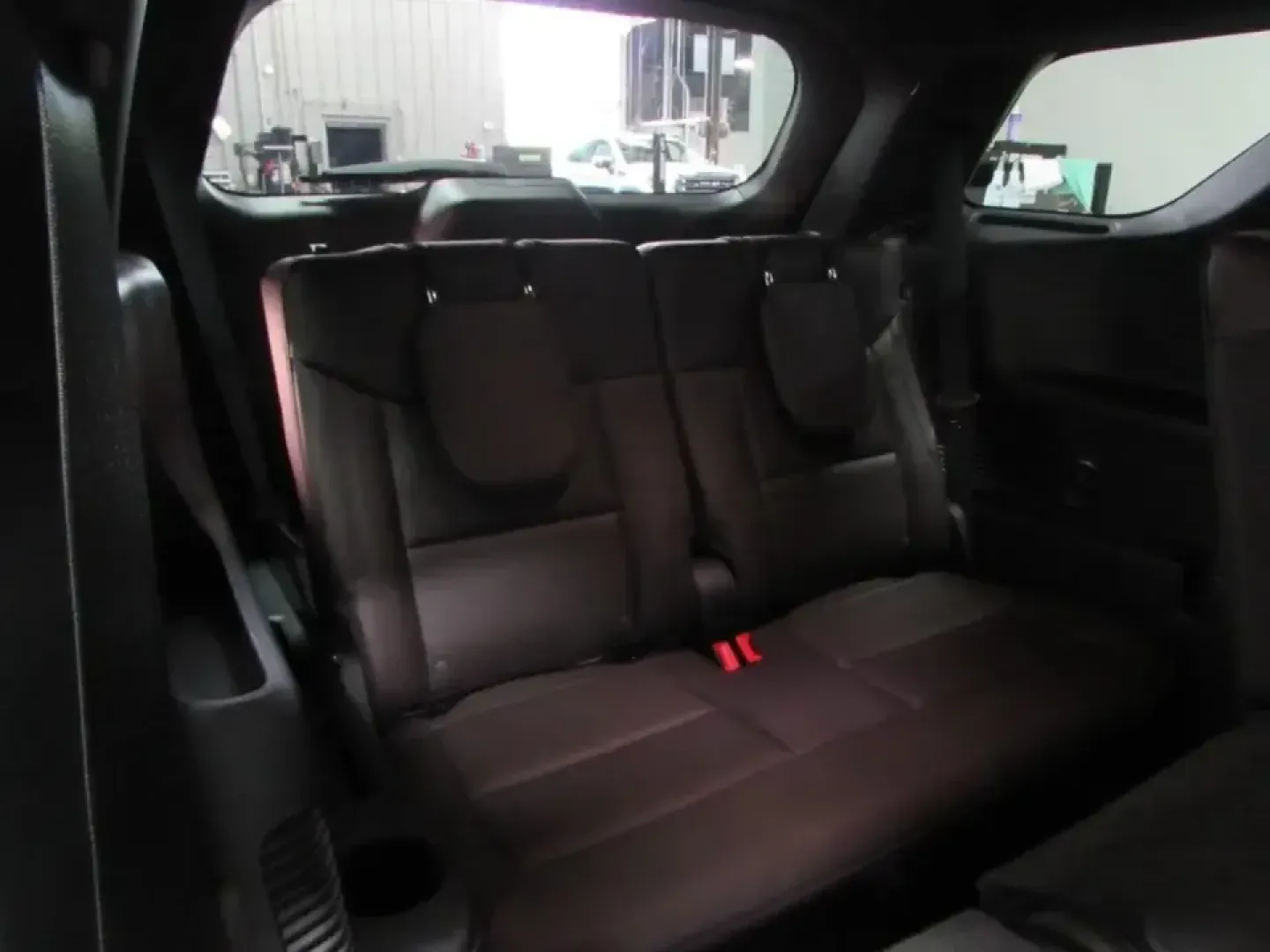 2026 /Mojave Dusk/Onyx Ford Explorer Platinum (1FMUK8HH4TG) with an 2.3L EcoBoost I-4 engine, Automatic transmission, located at 12836 Highway 21, De Soto, MO, 63020, (636) 337-7777, 38.151867, -90.575615 - Whether you're planning family road trips down I-55, tackling school drop-offs in De Soto, or heading out for a weekend escape to nearby parks and trails, the 2026 Ford Explorer Platinum is built to make everyday driving feel like an upgrade. With its confident stance, refined interior, and smart sa - Photo#20