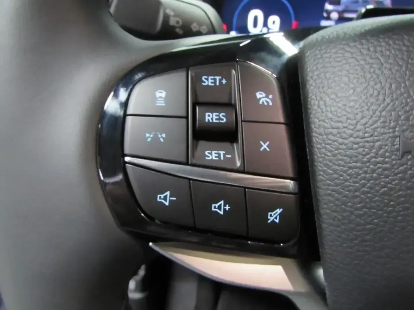 2026 /Mojave Dusk/Onyx Ford Explorer Platinum (1FMUK8HH4TG) with an 2.3L EcoBoost I-4 engine, Automatic transmission, located at 12836 Highway 21, De Soto, MO, 63020, (636) 337-7777, 38.151867, -90.575615 - Whether you're planning family road trips down I-55, tackling school drop-offs in De Soto, or heading out for a weekend escape to nearby parks and trails, the 2026 Ford Explorer Platinum is built to make everyday driving feel like an upgrade. With its confident stance, refined interior, and smart sa - Photo#26