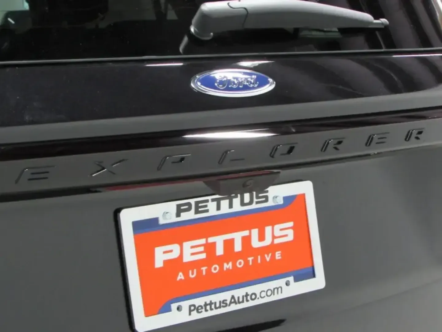 2026 /Mojave Dusk/Onyx Ford Explorer Platinum (1FMUK8HH4TG) with an 2.3L EcoBoost I-4 engine, Automatic transmission, located at 12836 Highway 21, De Soto, MO, 63020, (636) 337-7777, 38.151867, -90.575615 - Whether you're planning family road trips down I-55, tackling school drop-offs in De Soto, or heading out for a weekend escape to nearby parks and trails, the 2026 Ford Explorer Platinum is built to make everyday driving feel like an upgrade. With its confident stance, refined interior, and smart sa - Photo#35