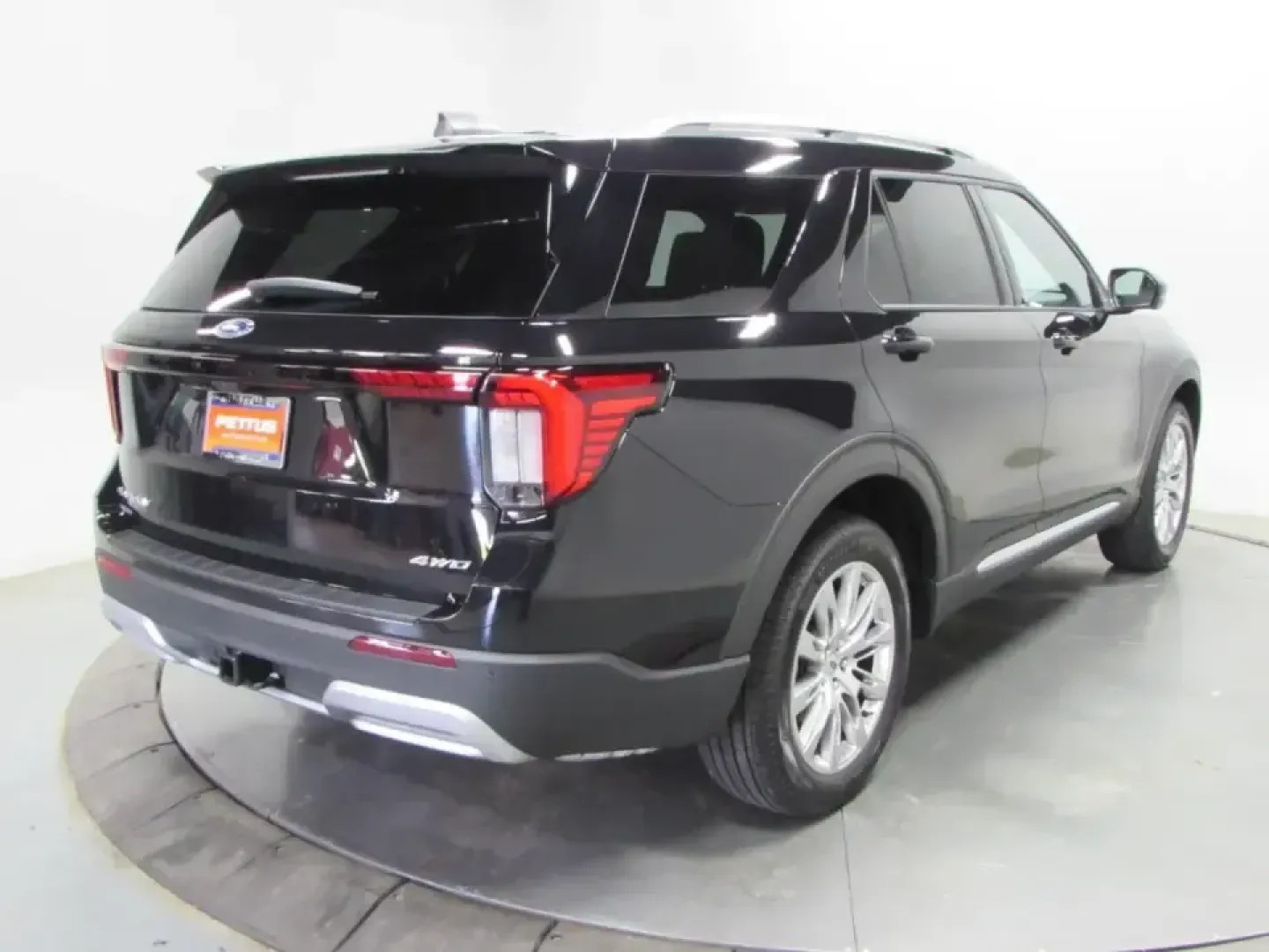 2026 /Mojave Dusk/Onyx Ford Explorer Platinum (1FMUK8HH4TG) with an 2.3L EcoBoost I-4 engine, Automatic transmission, located at 12836 Highway 21, De Soto, MO, 63020, (636) 337-7777, 38.151867, -90.575615 - Whether you're planning family road trips down I-55, tackling school drop-offs in De Soto, or heading out for a weekend escape to nearby parks and trails, the 2026 Ford Explorer Platinum is built to make everyday driving feel like an upgrade. With its confident stance, refined interior, and smart sa - Photo#6