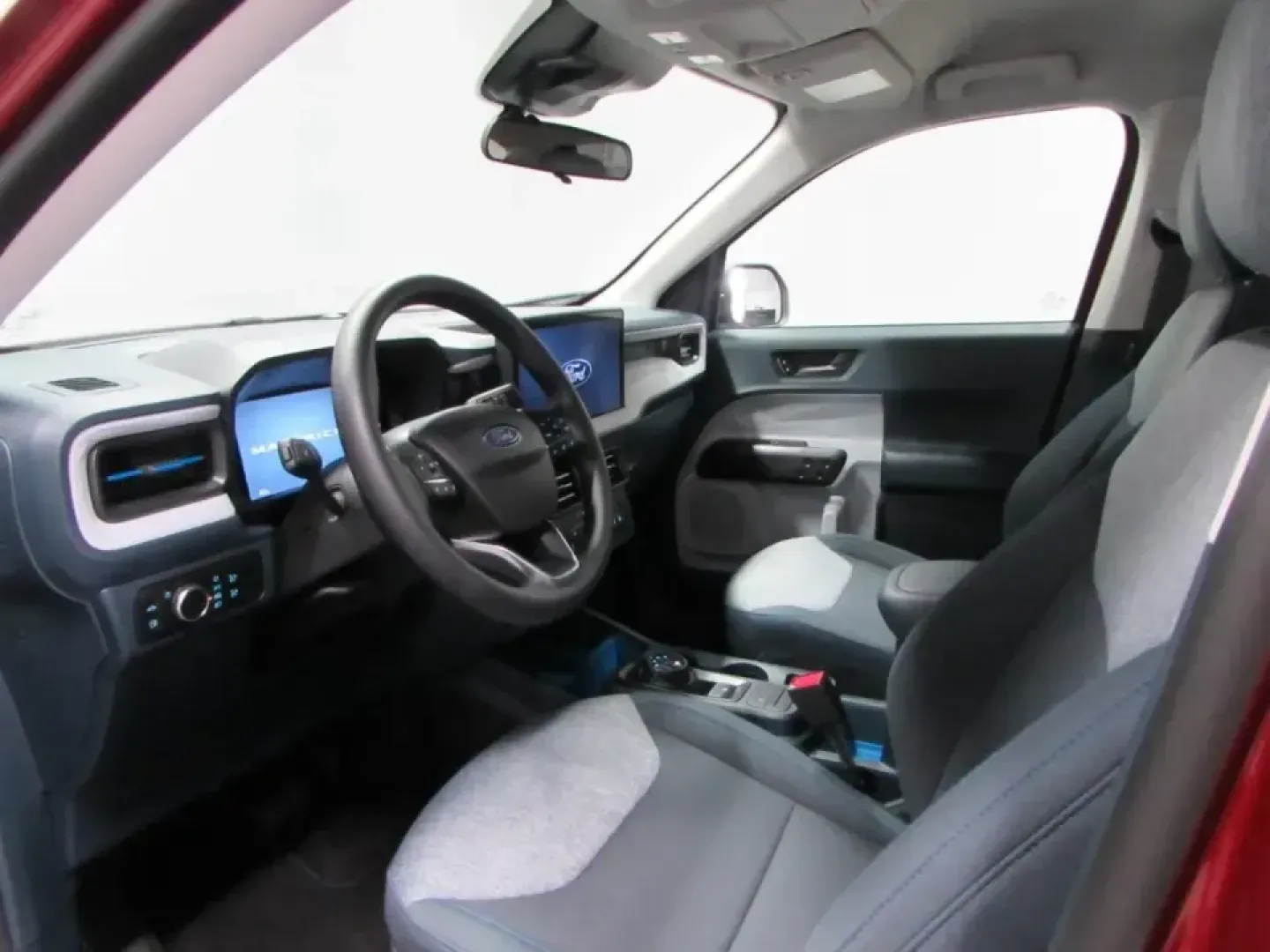 2026 /Navy Pier/Aspen Gray Ford Maverick XLT (3FTTW8J39TR) with an 2.5L Hybrid engine, CVT transmission, located at 12836 Highway 21, De Soto, MO, 63020, (636) 337-7777, 38.151867, -90.575615 - Ready for the kind of truck that fits real life in De Soto-weekday commutes down MO-21, school drop-offs, and weekend runs to Washington State Park or a tailgate at a local event-without asking you to choose between efficiency and capability? This 2026 Ford Maverick XLT Hybrid AWD is built for drive - Photo#12