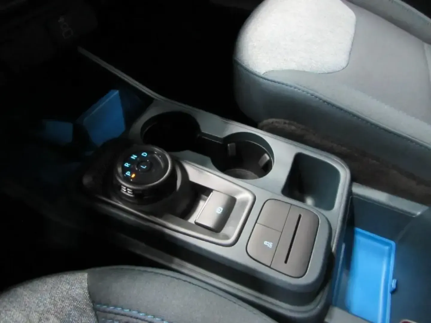 2026 /Navy Pier/Aspen Gray Ford Maverick XLT (3FTTW8J39TR) with an 2.5L Hybrid engine, CVT transmission, located at 12836 Highway 21, De Soto, MO, 63020, (636) 337-7777, 38.151867, -90.575615 - Ready for the kind of truck that fits real life in De Soto-weekday commutes down MO-21, school drop-offs, and weekend runs to Washington State Park or a tailgate at a local event-without asking you to choose between efficiency and capability? This 2026 Ford Maverick XLT Hybrid AWD is built for drive - Photo#28