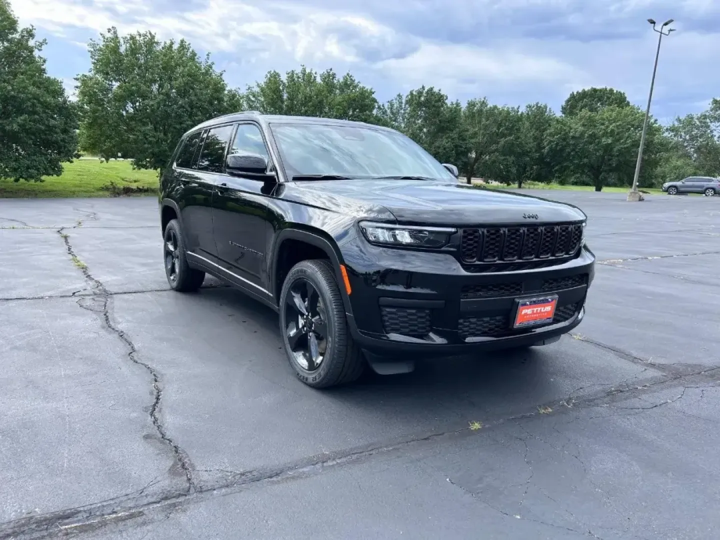 2025 /Global Black Leather Jeep Grand Cherokee Altitude X (1C4RJKAG0S8) with an 3.6L V6 24V VVT UPG I engine, Automatic transmission, located at 970 Woodlawn Dr., Farmington, MO, 63640, (573) 431-7800, 37.825642, -90.468674 - ### Discover the Perfect Blend of Adventure and Elegance: 2025 Jeep Grand Cherokee L Altitude X at Pettus CDJR Farmington<br /> <br /> If you're searching for a vehicle that fits seamlessly into your lifestyle-be it a growing family adventure, a daily commuter, or a weekend getaway-the 2025 Jeep Gra - Photo#0