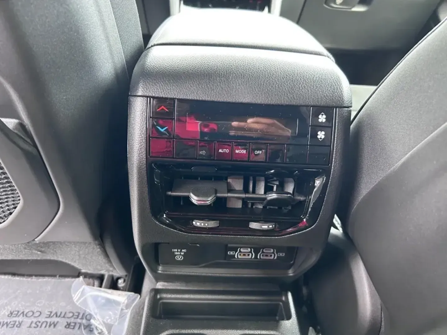 2025 /Global Black Leather Jeep Grand Cherokee Altitude X (1C4RJKAG0S8) with an 3.6L V6 24V VVT UPG I engine, Automatic transmission, located at 970 Woodlawn Dr., Farmington, MO, 63640, (573) 431-7800, 37.825642, -90.468674 - ### Discover the Perfect Blend of Adventure and Elegance: 2025 Jeep Grand Cherokee L Altitude X at Pettus CDJR Farmington<br /> <br /> If you're searching for a vehicle that fits seamlessly into your lifestyle-be it a growing family adventure, a daily commuter, or a weekend getaway-the 2025 Jeep Gra - Photo#11