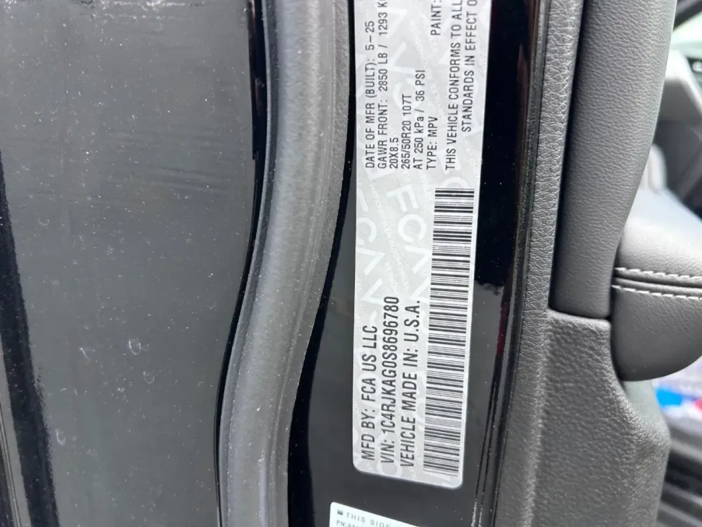 2025 /Global Black Leather Jeep Grand Cherokee Altitude X (1C4RJKAG0S8) with an 3.6L V6 24V VVT UPG I engine, Automatic transmission, located at 970 Woodlawn Dr., Farmington, MO, 63640, (573) 431-7800, 37.825642, -90.468674 - ### Discover the Perfect Blend of Adventure and Elegance: 2025 Jeep Grand Cherokee L Altitude X at Pettus CDJR Farmington<br /> <br /> If you're searching for a vehicle that fits seamlessly into your lifestyle-be it a growing family adventure, a daily commuter, or a weekend getaway-the 2025 Jeep Gra - Photo#25