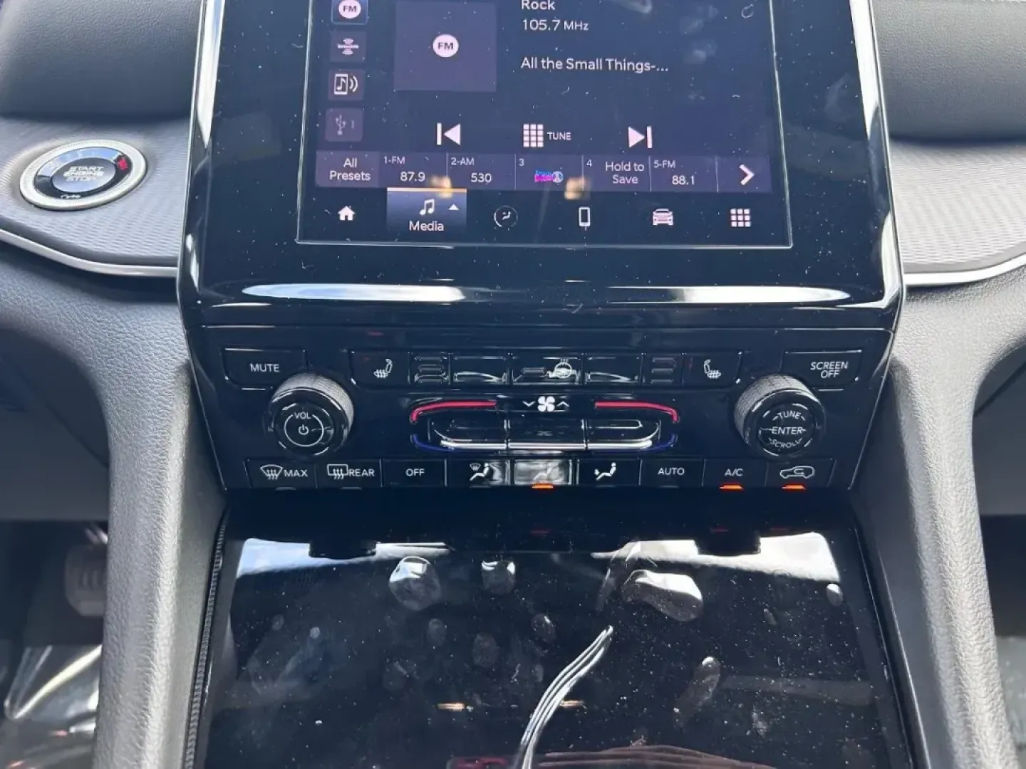 2025 /Global Black Suede Jeep Grand Cherokee Altitude X (1C4RJKAG2S8) with an 3.6L V6 24V VVT UPG I engine, Automatic transmission, located at 970 Woodlawn Dr., Farmington, MO, 63640, (573) 431-7800, 37.825642, -90.468674 - Elevate your family adventures and weekday commutes with the stunning 2025 Jeep Grand Cherokee L Altitude X, available now at Pettus CDJR Farmington. Located conveniently at 970 Woodlawn Drive, Farmington, MO 63640, we pride ourselves on being your trusted OEM dealership for quality used vehicles. W - Photo#18