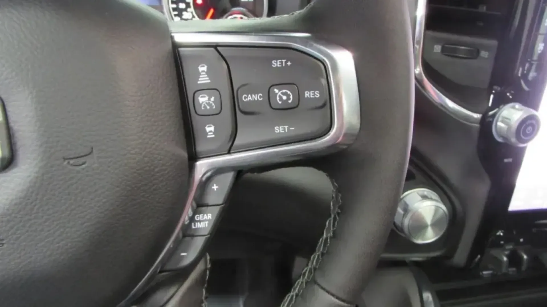 2025 Ram 1500 Laramie (1C6SRFJP1SN) with an Other engine, Automatic transmission, located at 12830 Highway 21, De Soto, MO, 63020, (636) 337-7777, 38.153099, -90.573624 - **Discover Your Next Adventure with the 2025 Ram 1500 Laramie at Pettus CDJR DeSoto!**<br /> <br /> Are you ready to elevate your lifestyle with a blend of rugged capability and luxurious comfort? The 2025 Ram 1500 Laramie, available at Pettus CDJR DeSoto, is the perfect truck for weekend adventures - Photo#21