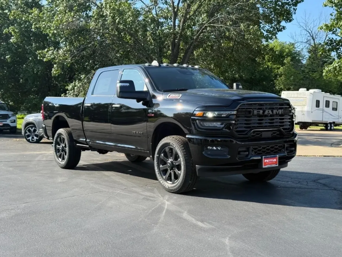 2025 /Diesel Gray/Black Cloth Ram 2500 Big Horn (3C63R5DL1SG) with an Straight 6 Turbocharged Diesel engine, Automatic transmission, located at 970 Woodlawn Dr., Farmington, MO, 63640, (573) 431-7800, 37.825642, -90.468674 - **Unleash Your Adventurous Spirit with the 2025 Ram 2500 Big Horn! - Available at Pettus CDJR Farmington**<br /> <br /> Are you ready to elevate your weekend adventures or tackle tough jobs with ease? The 2025 Ram 2500 Big Horn is engineered for those who demand versatility and capability without co - Photo#0