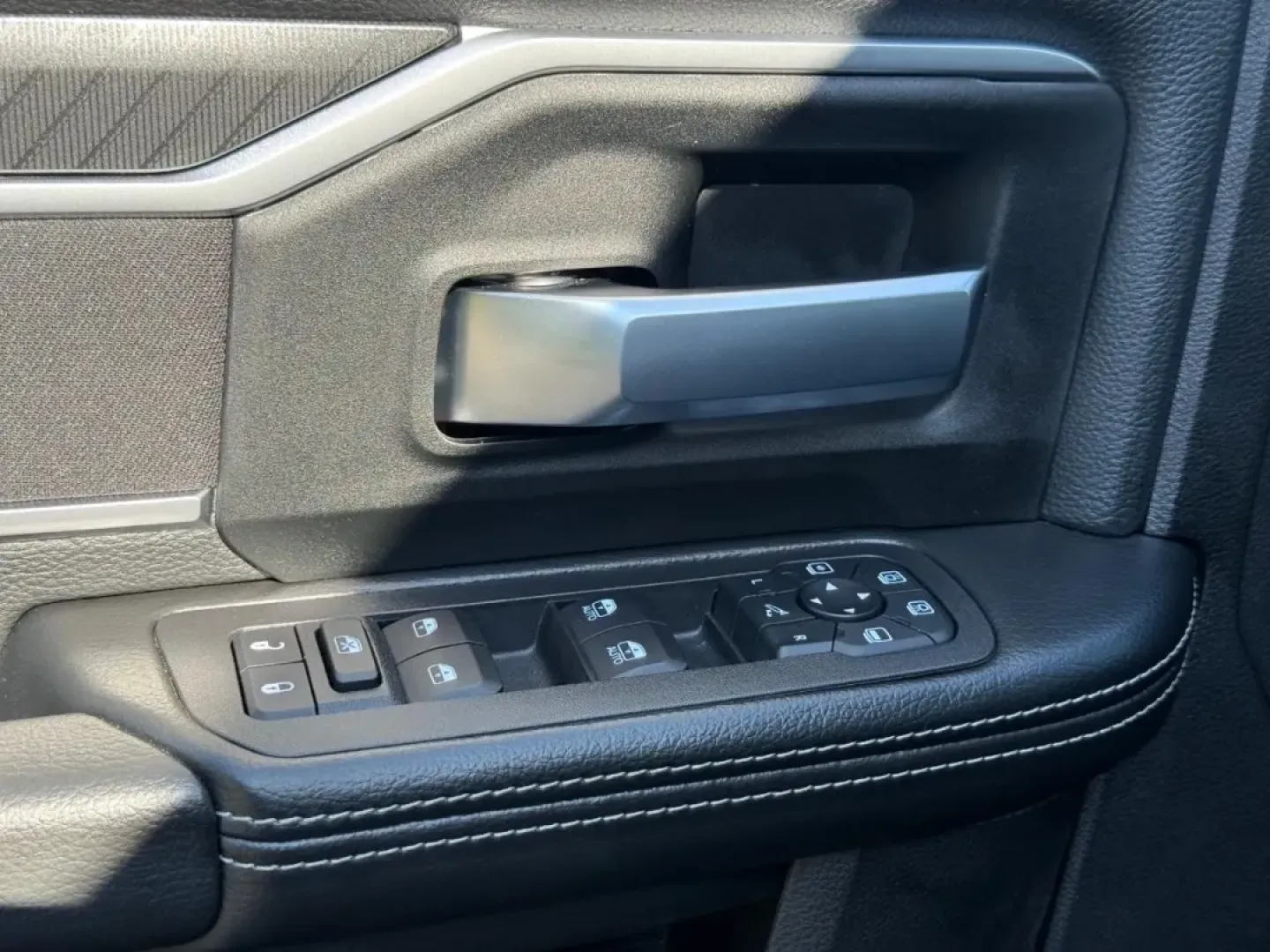 2025 /Diesel Gray/Black Cloth Ram 2500 Big Horn (3C63R5DL1SG) with an Straight 6 Turbocharged Diesel engine, Automatic transmission, located at 970 Woodlawn Dr., Farmington, MO, 63640, (573) 431-7800, 37.825642, -90.468674 - **Unleash Your Adventurous Spirit with the 2025 Ram 2500 Big Horn! - Available at Pettus CDJR Farmington**<br /> <br /> Are you ready to elevate your weekend adventures or tackle tough jobs with ease? The 2025 Ram 2500 Big Horn is engineered for those who demand versatility and capability without co - Photo#16