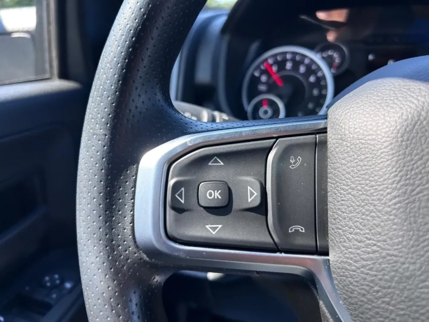 2025 /Diesel Gray/Black Cloth Ram 2500 Tradesman (3C6UR5CJXSG) with an 6.4L V8 HEMI HD engine, located at 970 Woodlawn Dr., Farmington, MO, 63640, (573) 431-7800, 37.825642, -90.468674 - **Unleash Adventure with the 2025 Ram 2500 Tradesman at Pettus CDJR Farmington!**<br /> <br /> Are you ready to elevate your lifestyle? Whether you're hauling heavy loads for work, embarking on epic weekend road trips, or seeking a reliable vehicle for your daily commute, the 2025 Ram 2500 Tradesman - Photo#11