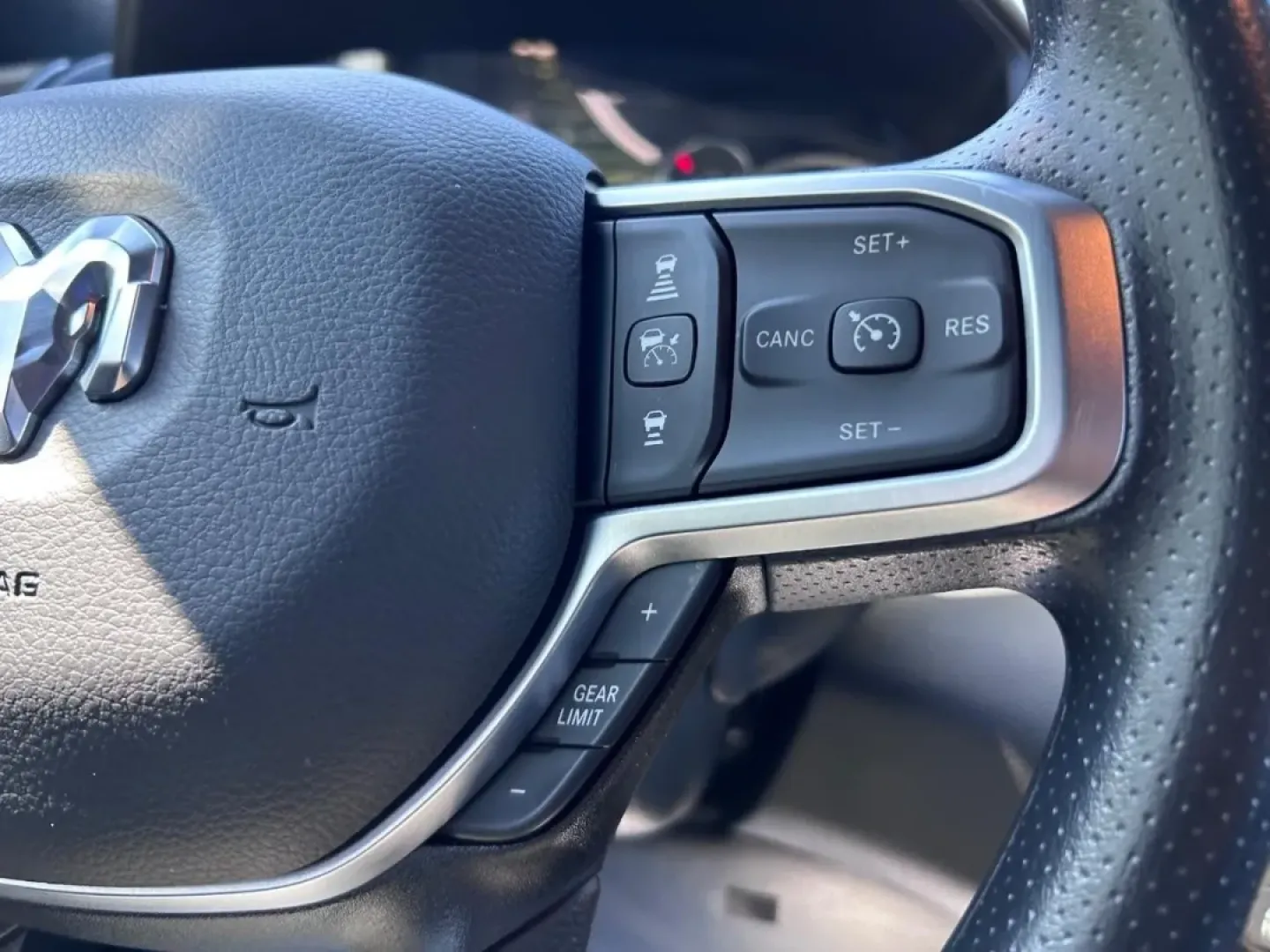 2025 /Diesel Gray/Black Cloth Ram 2500 Tradesman (3C6UR5CJXSG) with an 6.4L V8 HEMI HD engine, located at 970 Woodlawn Dr., Farmington, MO, 63640, (573) 431-7800, 37.825642, -90.468674 - **Unleash Adventure with the 2025 Ram 2500 Tradesman at Pettus CDJR Farmington!**<br /> <br /> Are you ready to elevate your lifestyle? Whether you're hauling heavy loads for work, embarking on epic weekend road trips, or seeking a reliable vehicle for your daily commute, the 2025 Ram 2500 Tradesman - Photo#12